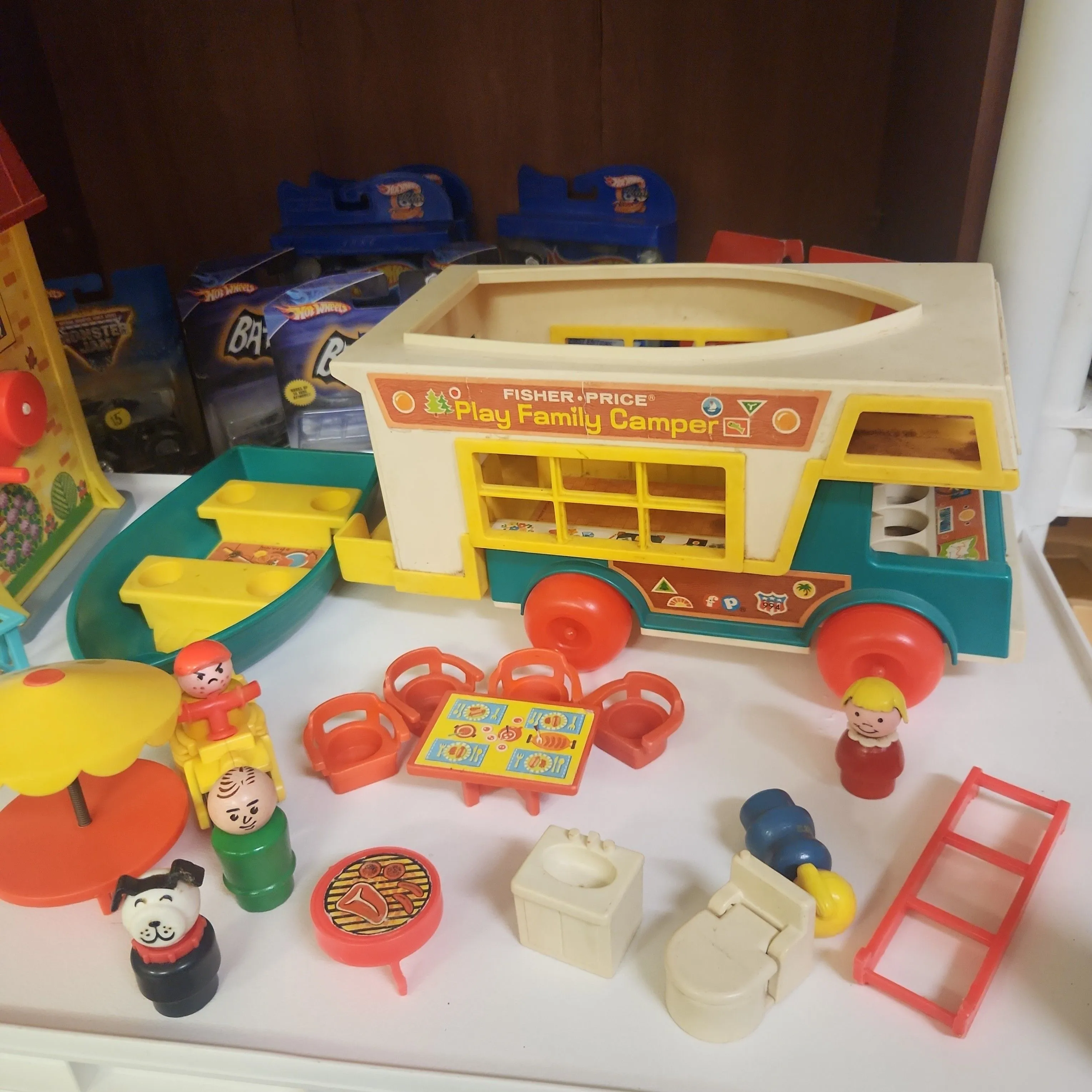 Product image for Fisher Price Camper #994