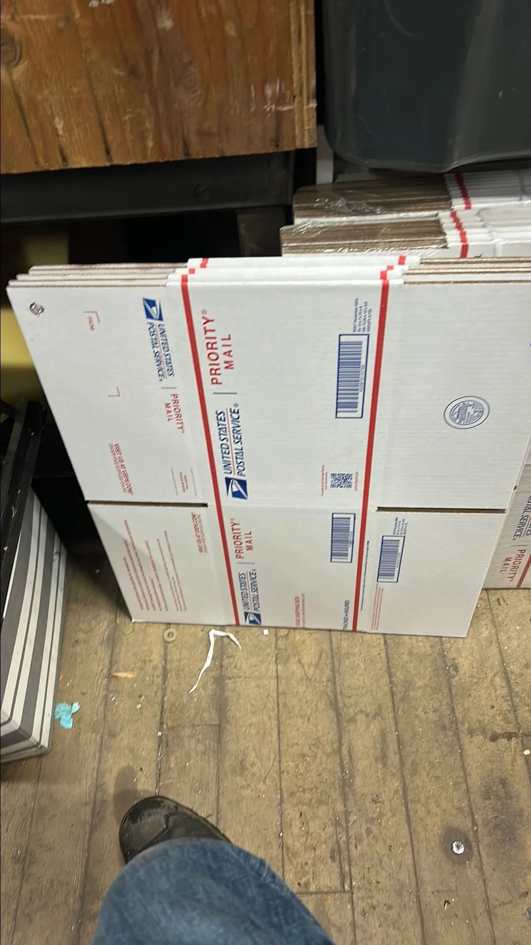 Product image for Large big box as shown