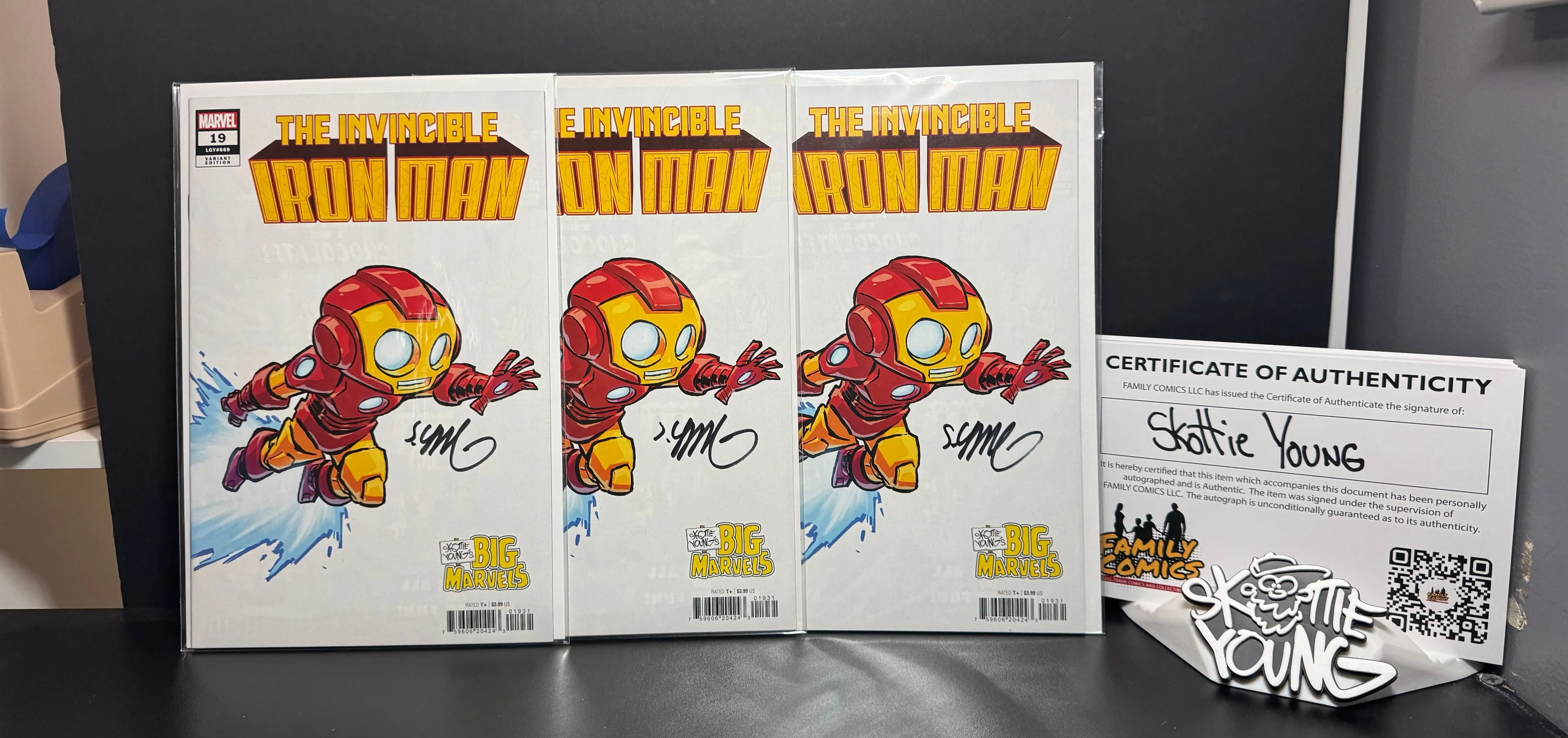 Product image for The Invincible Ironman 10, Skottie Young: Signed
