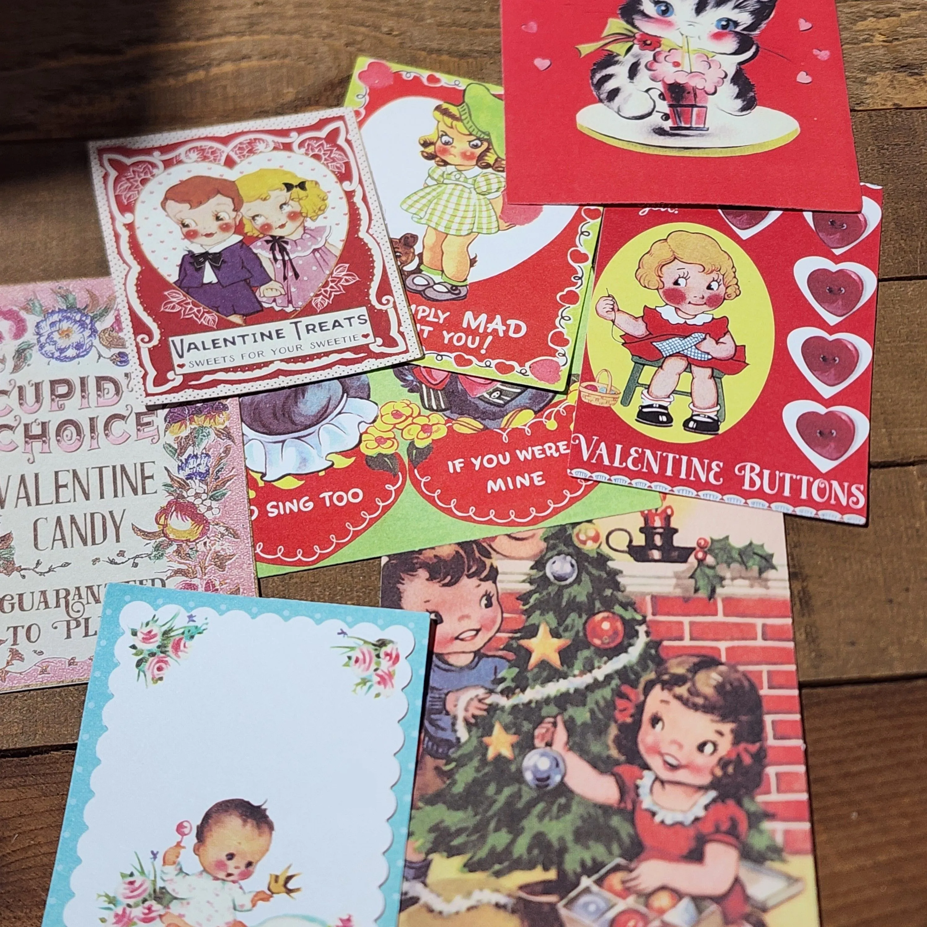 Product image for A Gift to chat or self- lot of 5 Kewpie kitchy sticker 