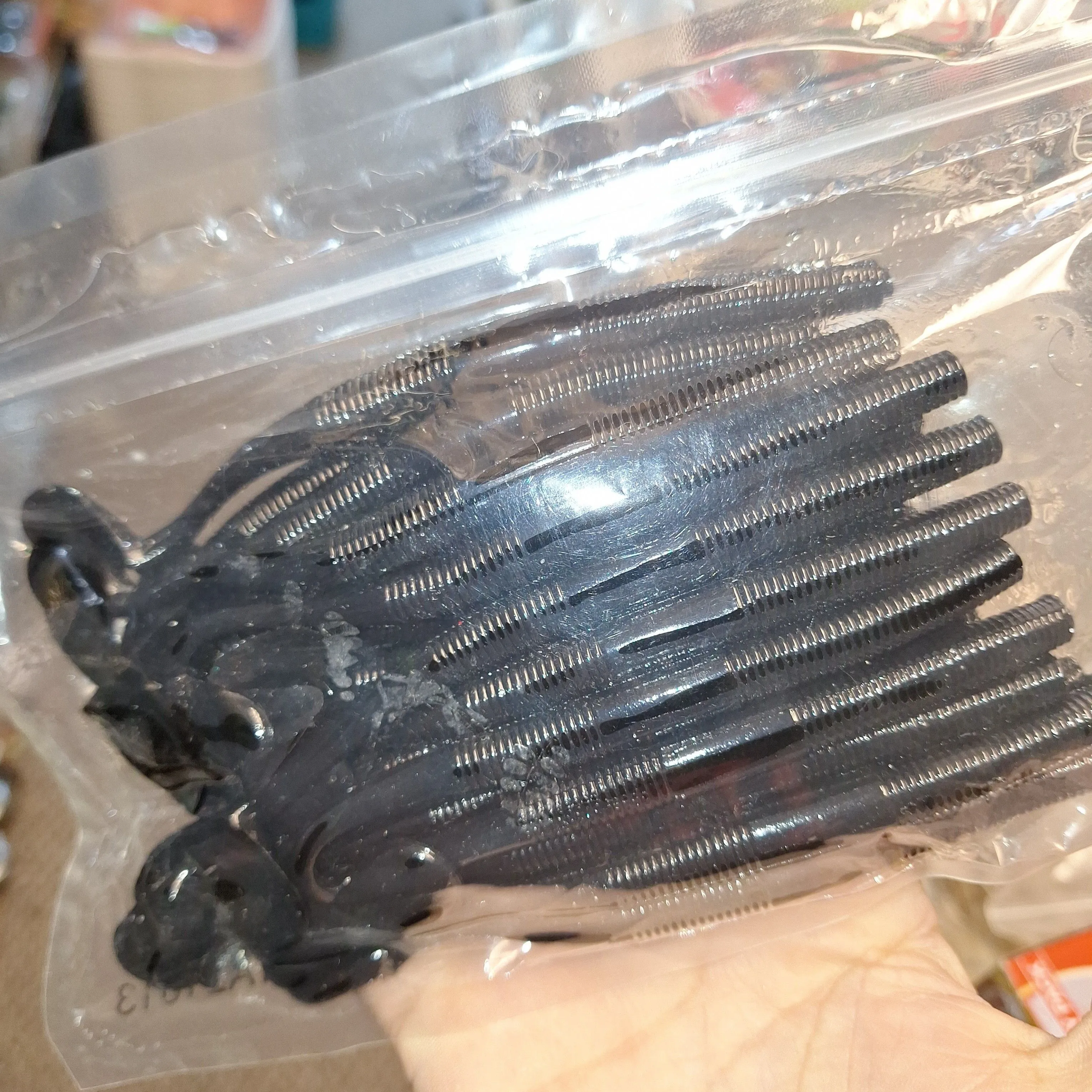 Product image for 25 PACK YUM SWIMN DINGERS BLACK