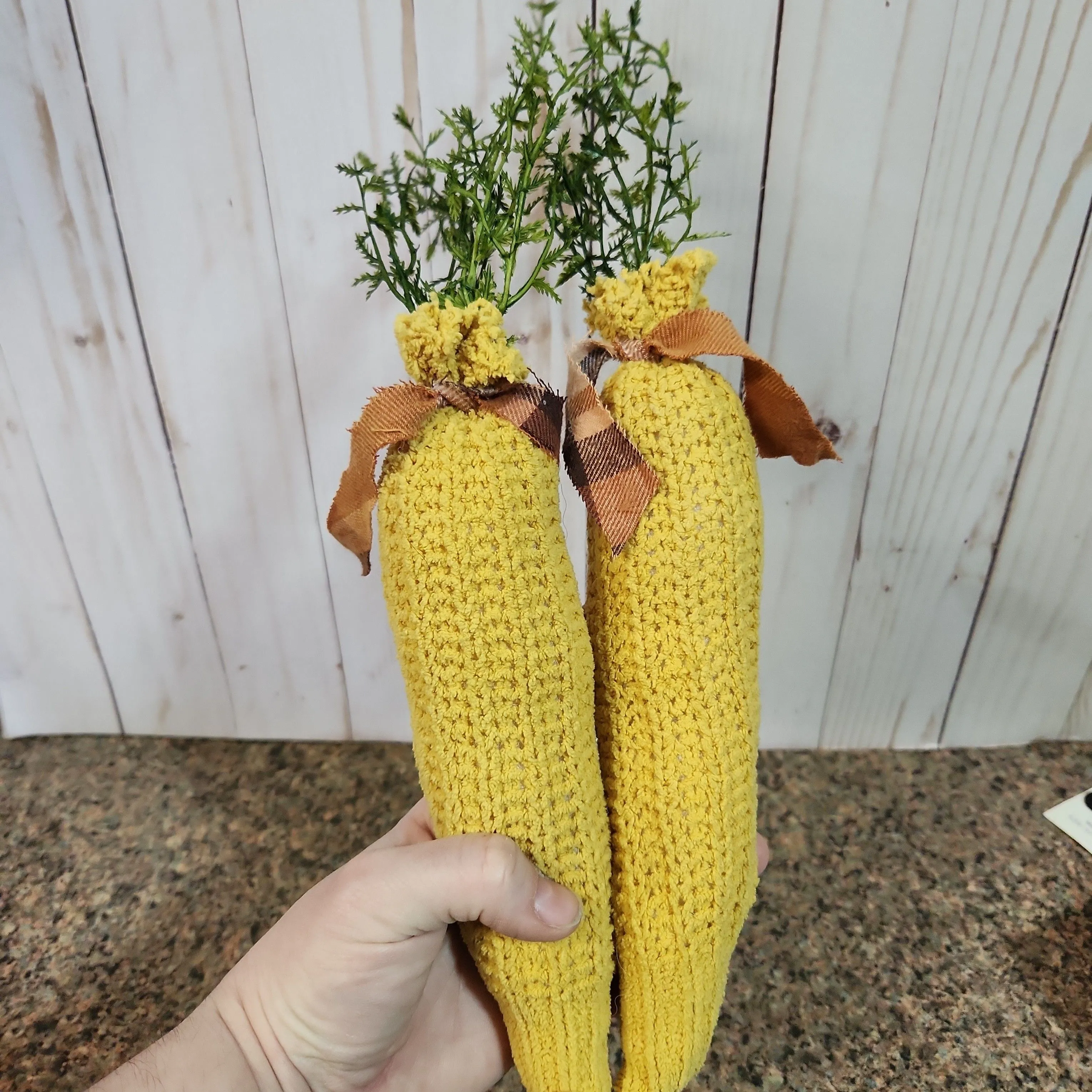 Product image for 000. Handmade mustard sweater carrot (1)
