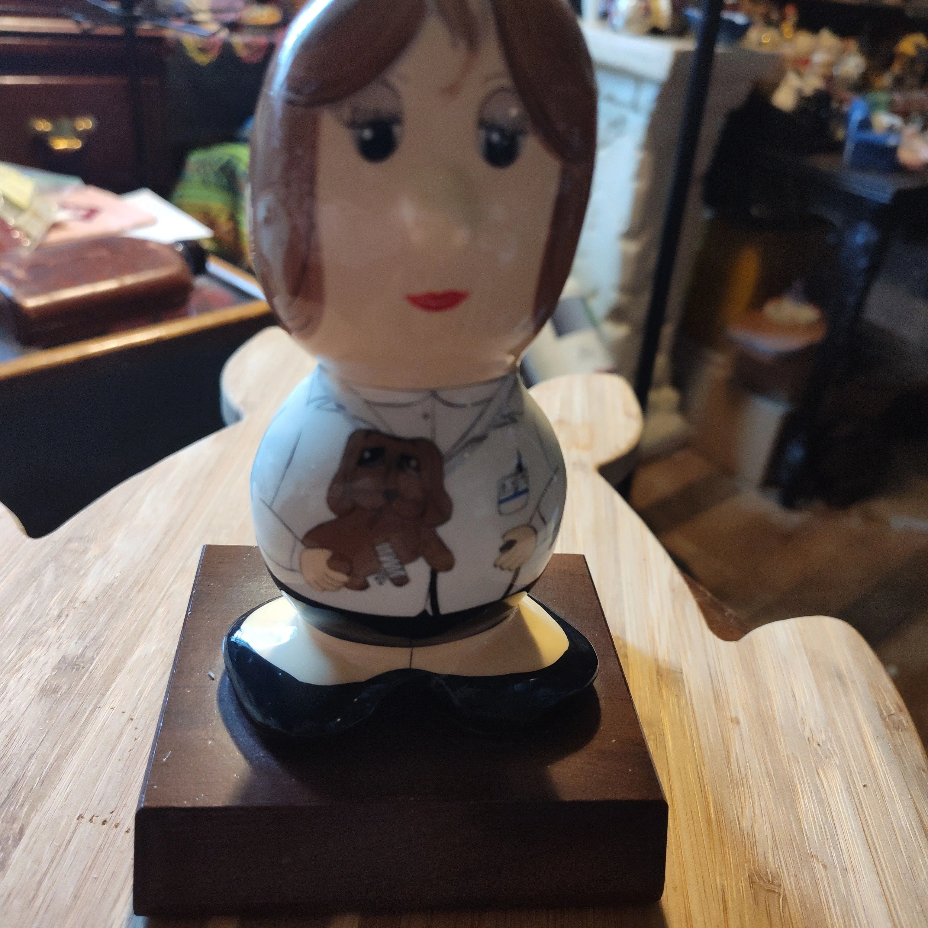 Product image for 220. vintage rock heads veterinarian