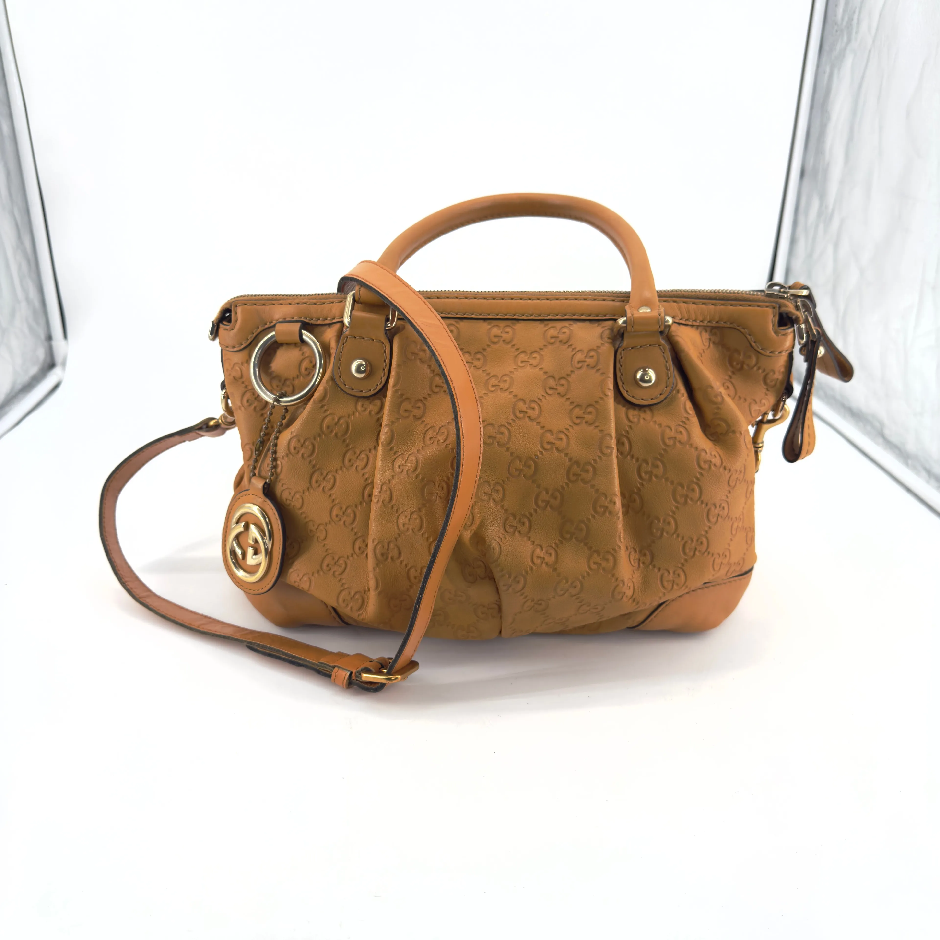 Product image for 1040 💛👜✨ Gucci Sukey Medium Guccissima Leather Tote – Timeless Luxury