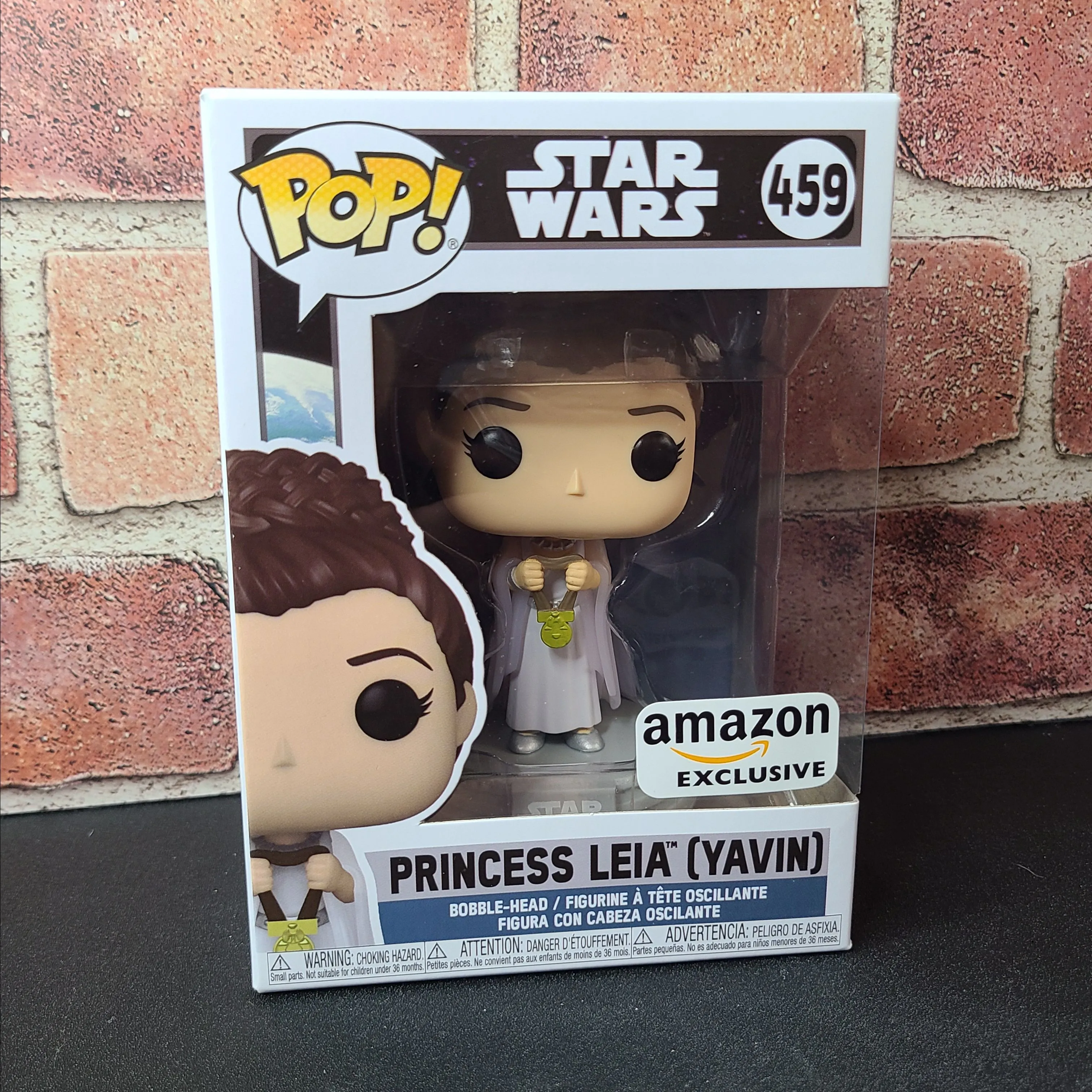 Product image for Funko Pop! #459 - Princess Leia (Yavin) - Star Wars Amazon Exclusive