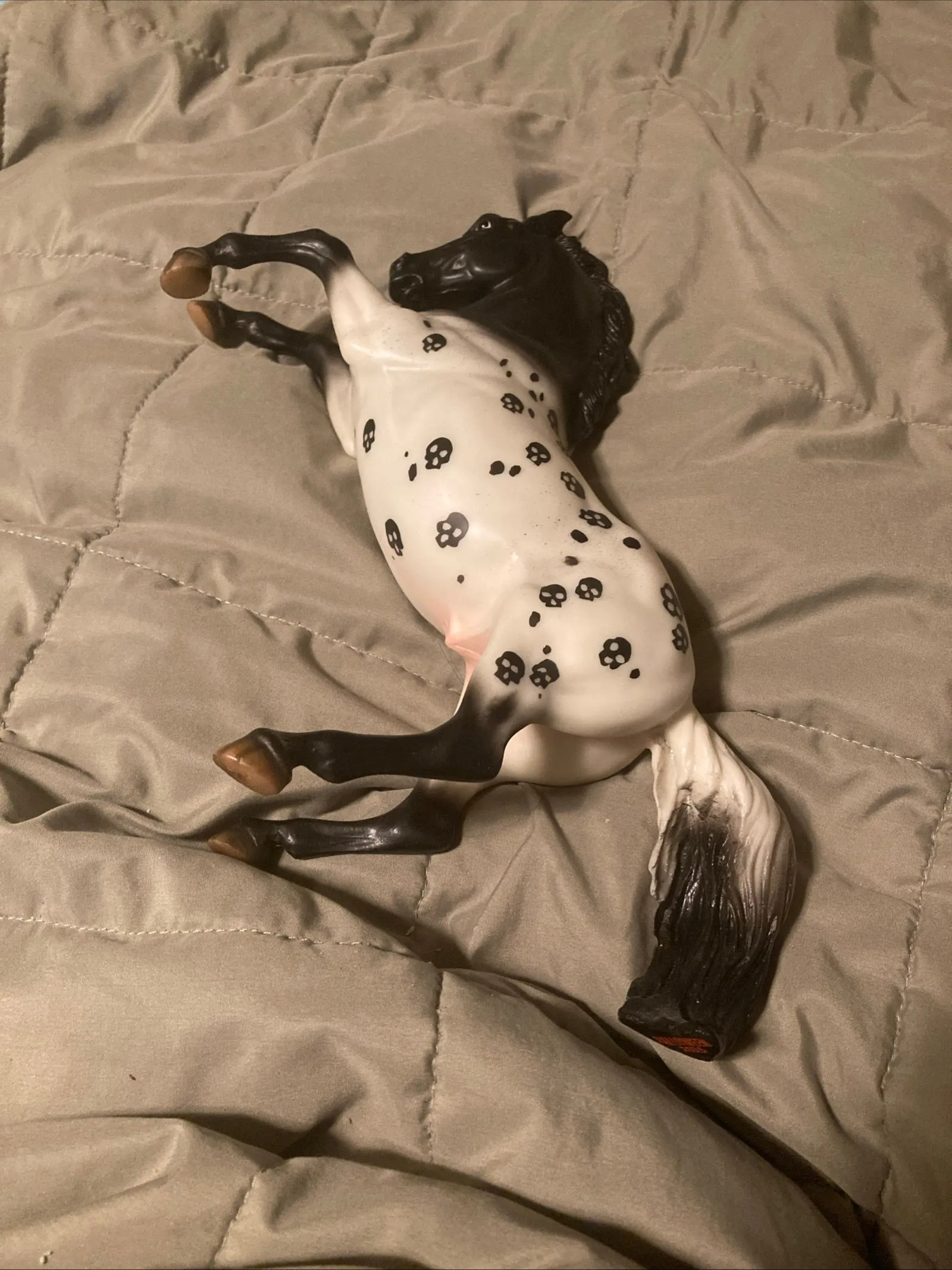 Product image for Breyer 2015 Halloween horse Ichabod