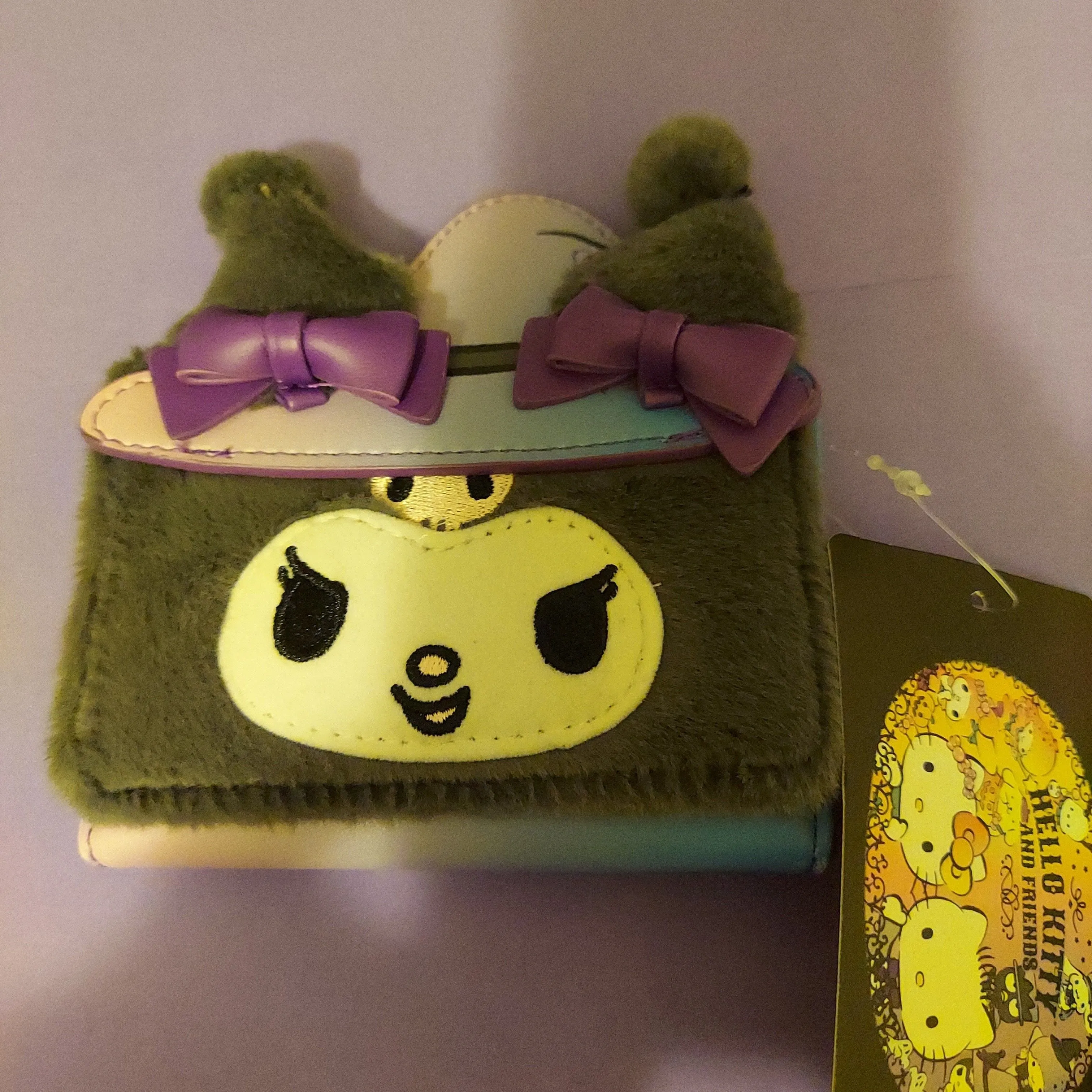 Product image for Sanrio Kuromi Witch Mini Zip