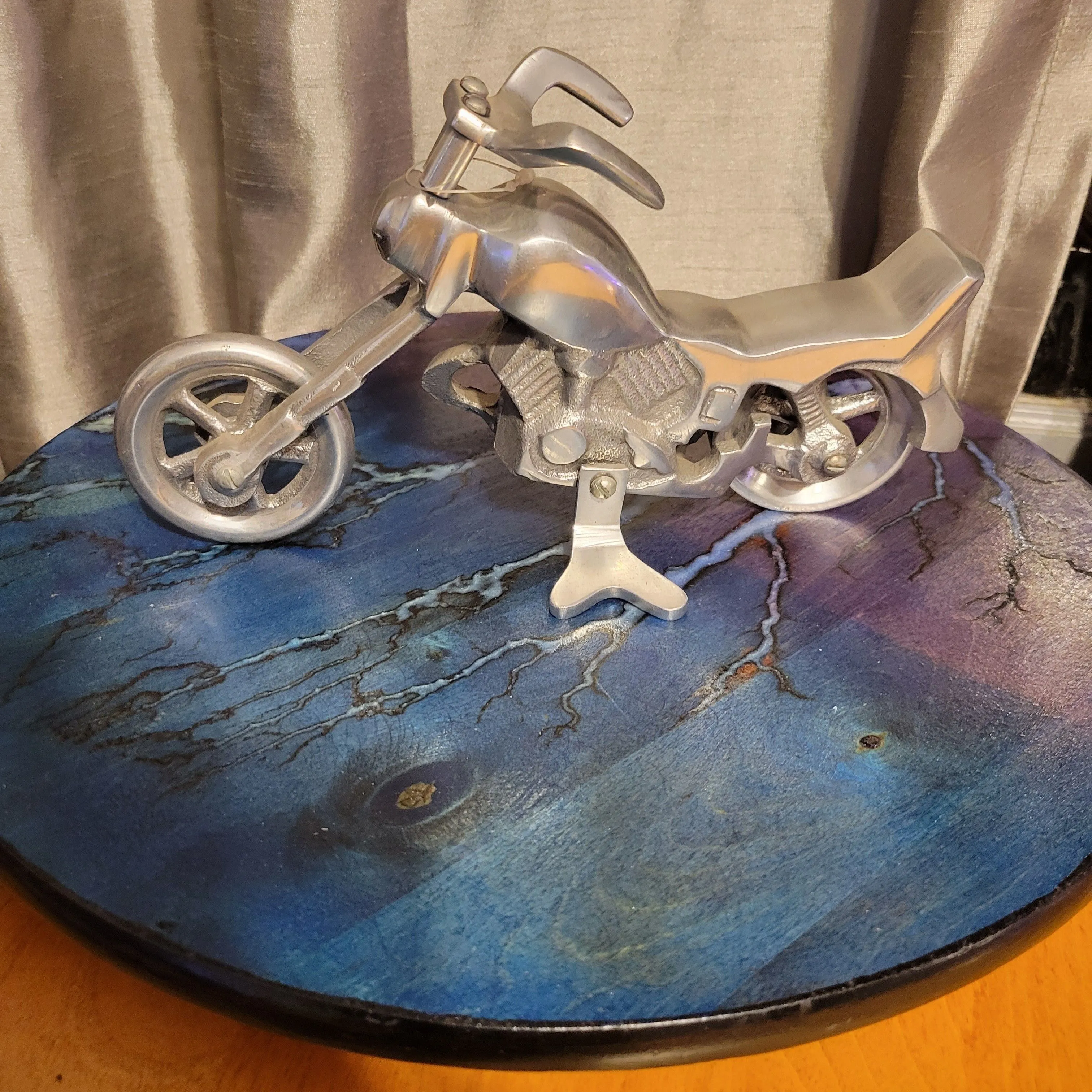 Product image for Harley Davidson Silver Pewter Springing Motorcycle 