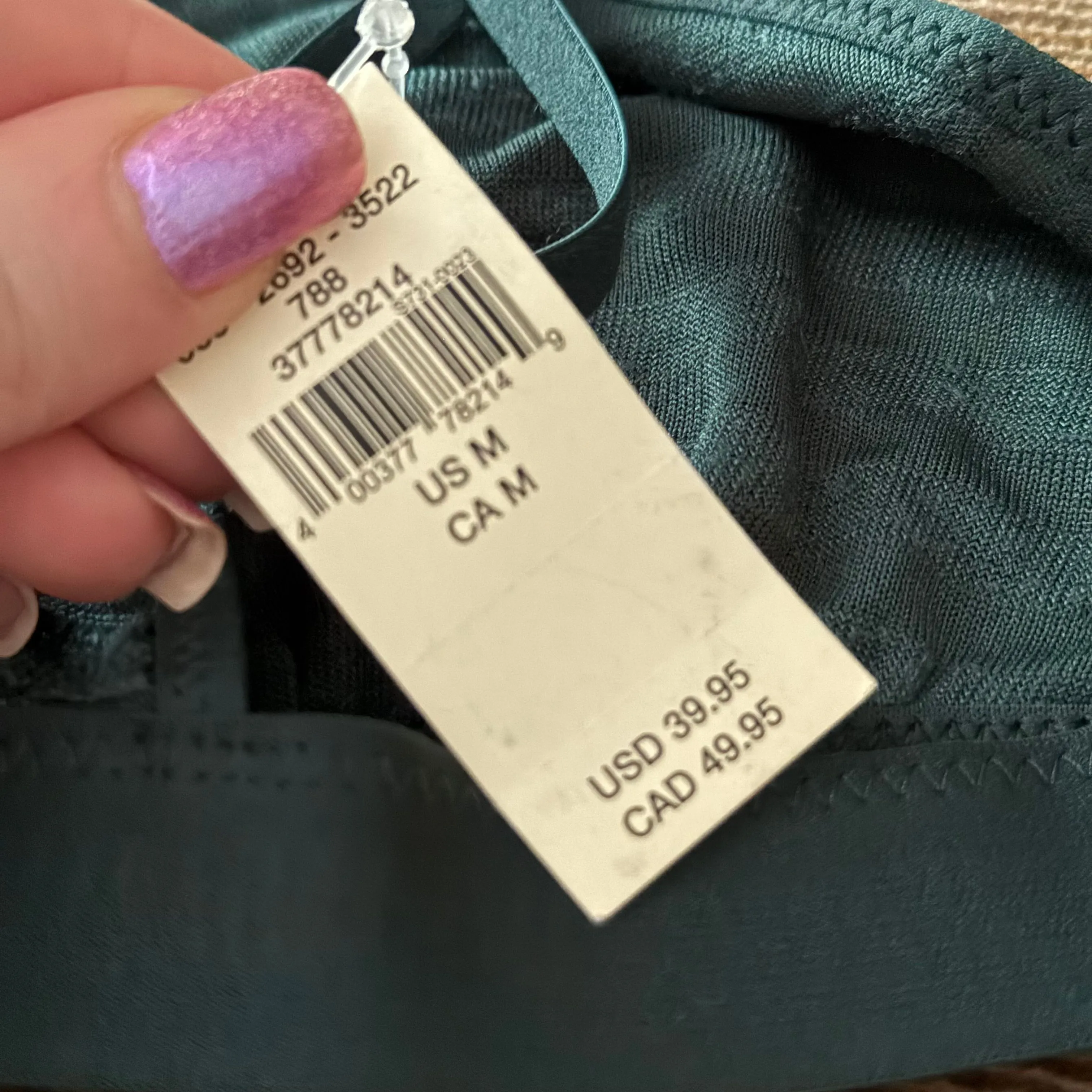 Listing Image Blurred Background