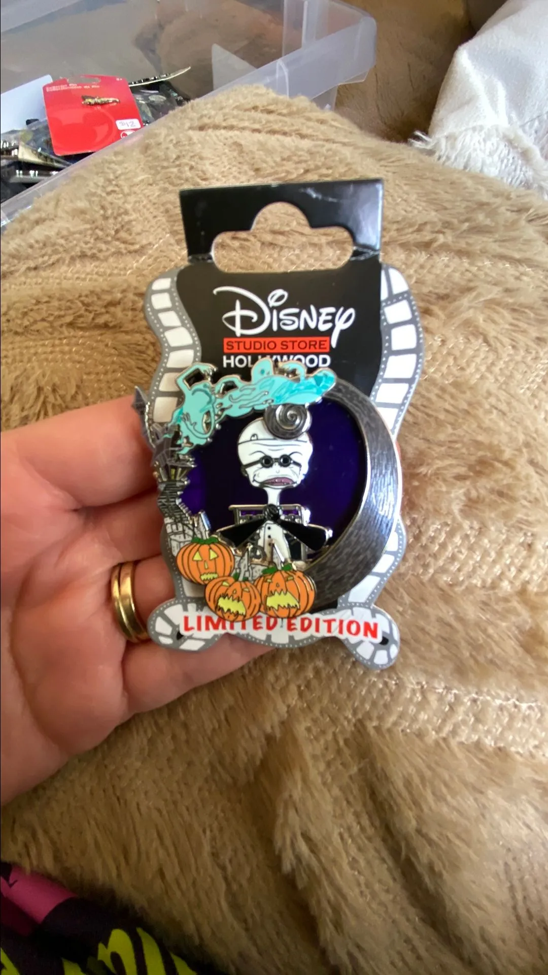 Product image for NBC Dr Finkelstein -  DSSH Pin Stained Glass