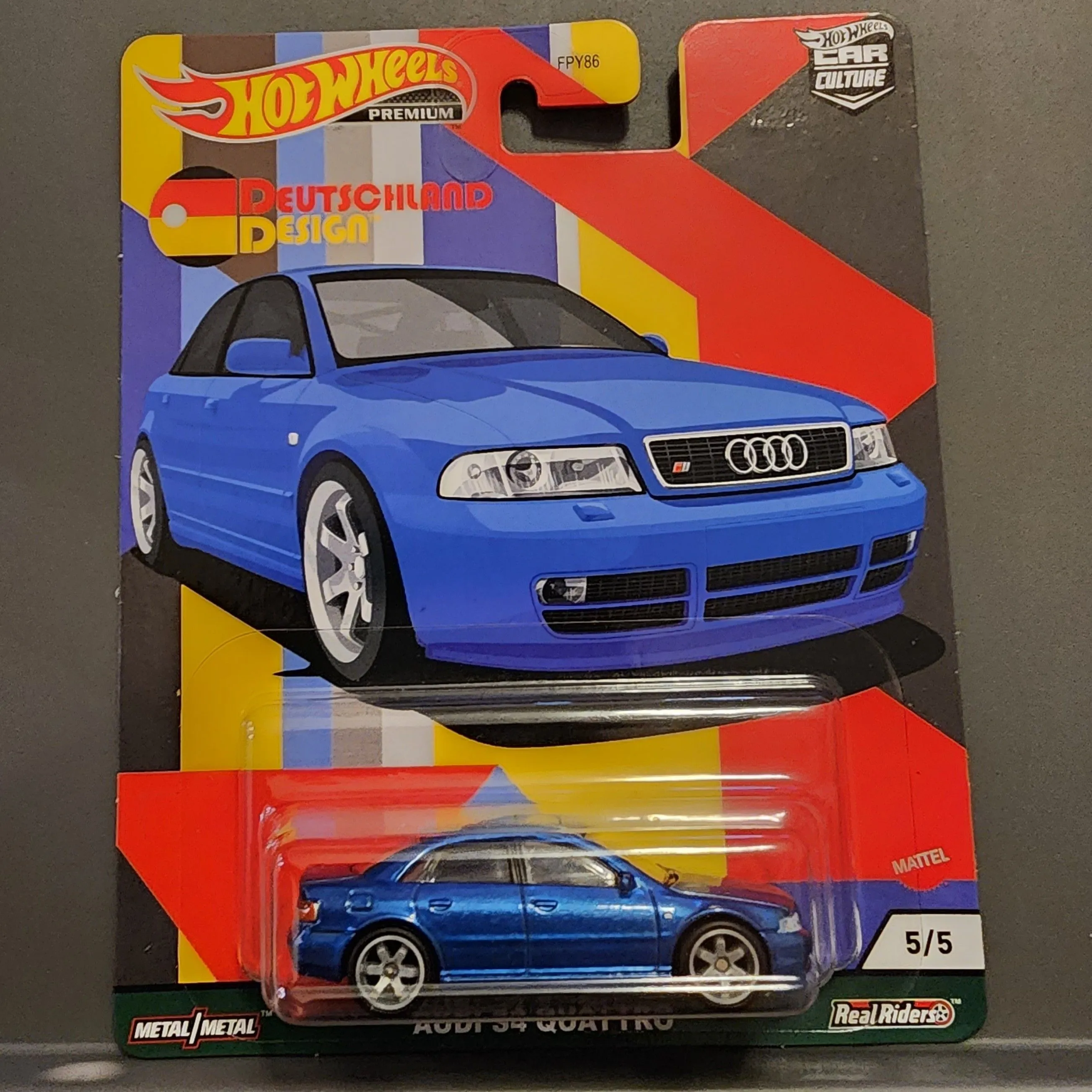 b2d2d551-b2d6-415c-be59-2f3a845cf5f5