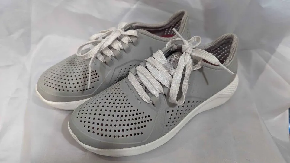 Product image for Crocs Lite Ride Womens Sneakers Size 7  EUC