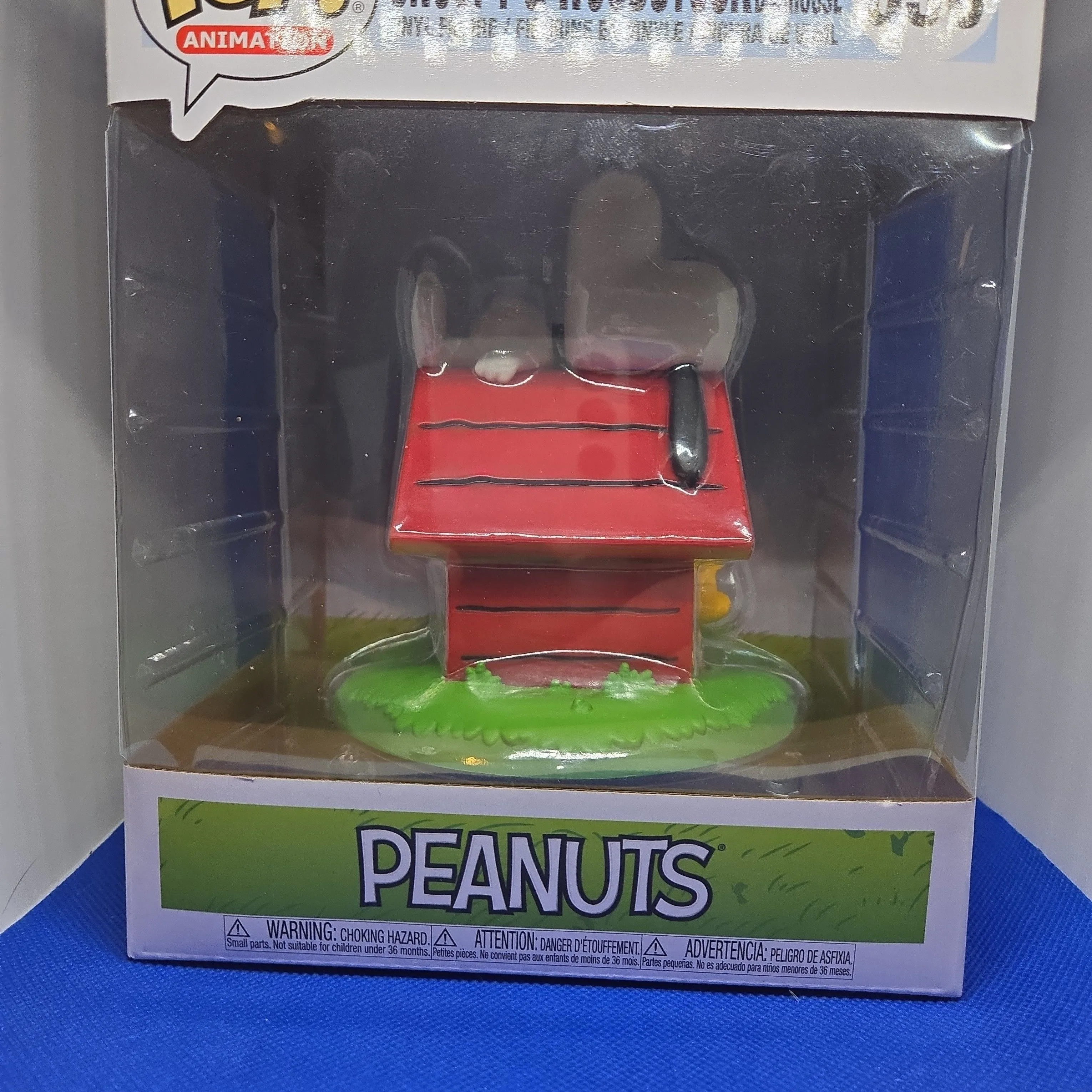 Product image for Snoopy & Woodstock with Doghouse