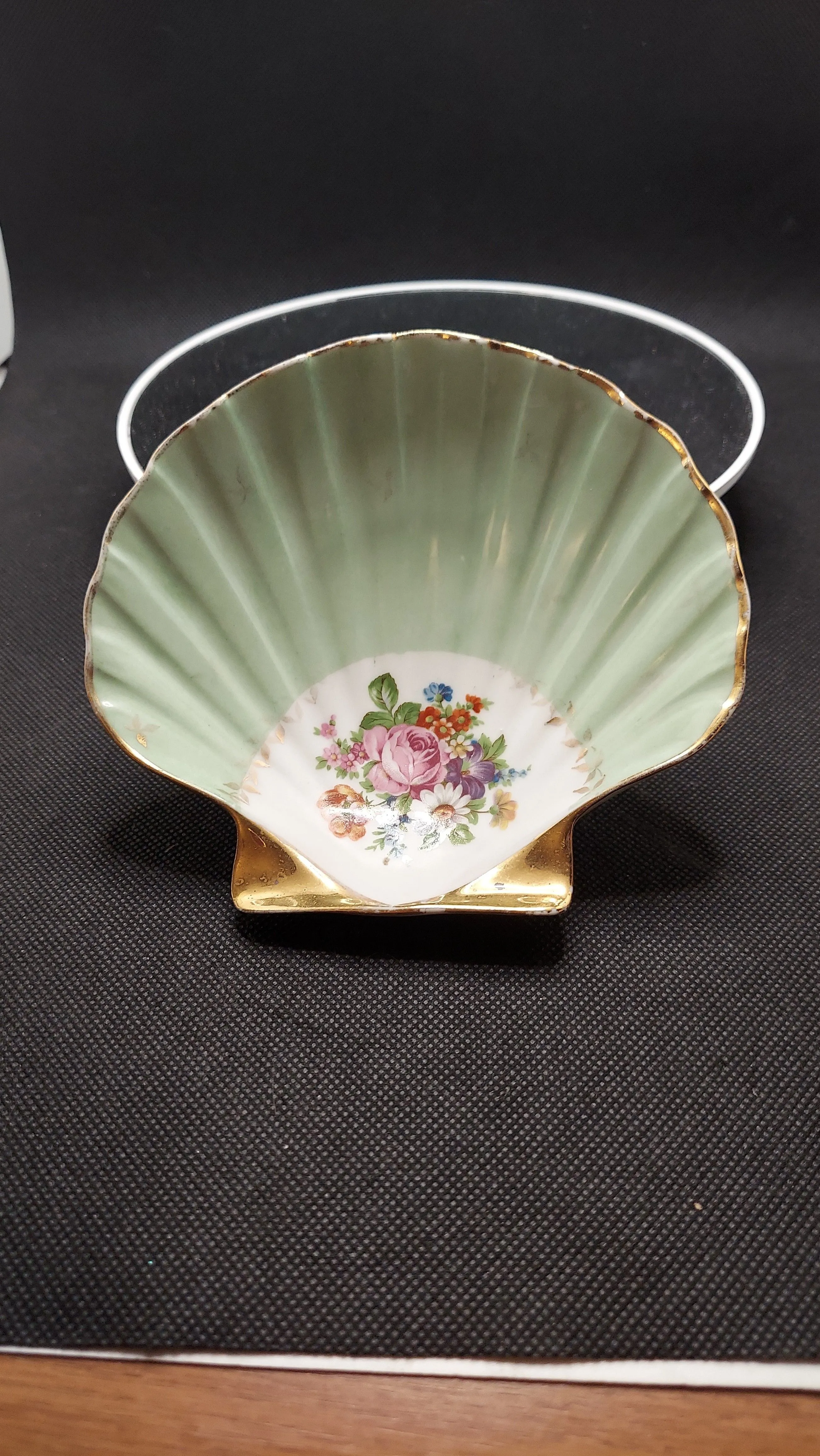 Product image for Vintage Limoges France Shell Shape Trinket Or Candy Dish RARE Green Color