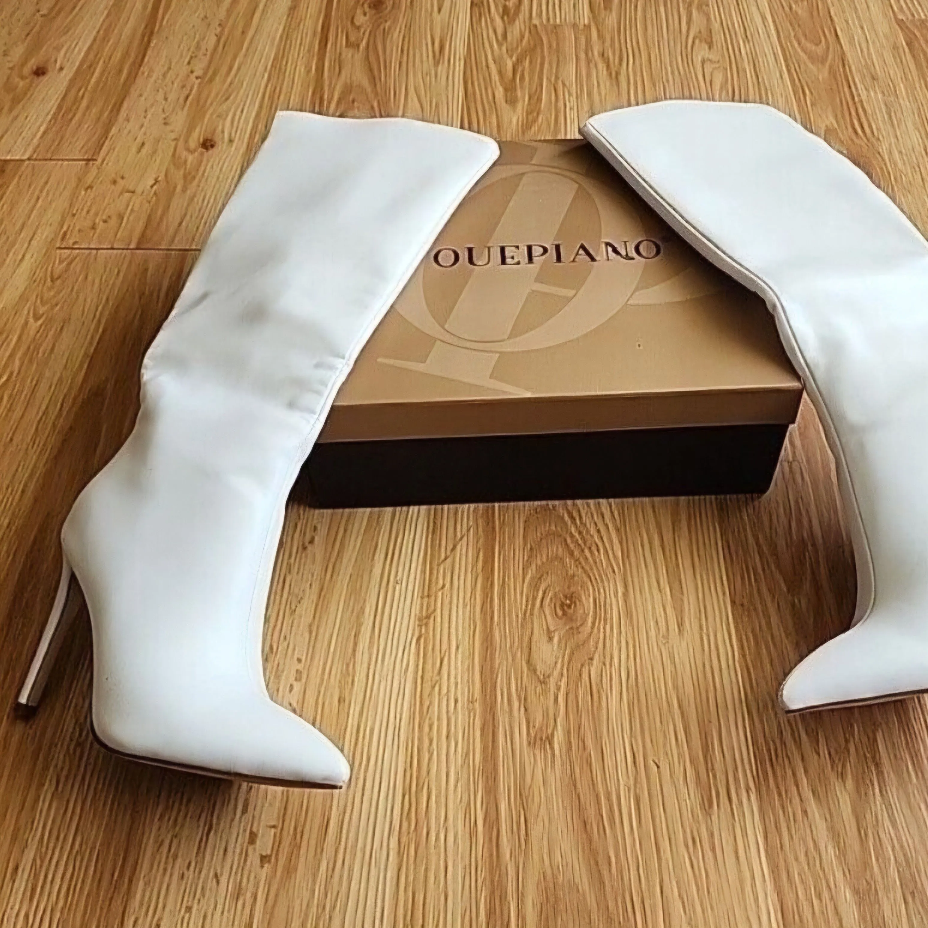 Women's White Go-Go Boots Size · Whatnot: Shop, Sell, Connect