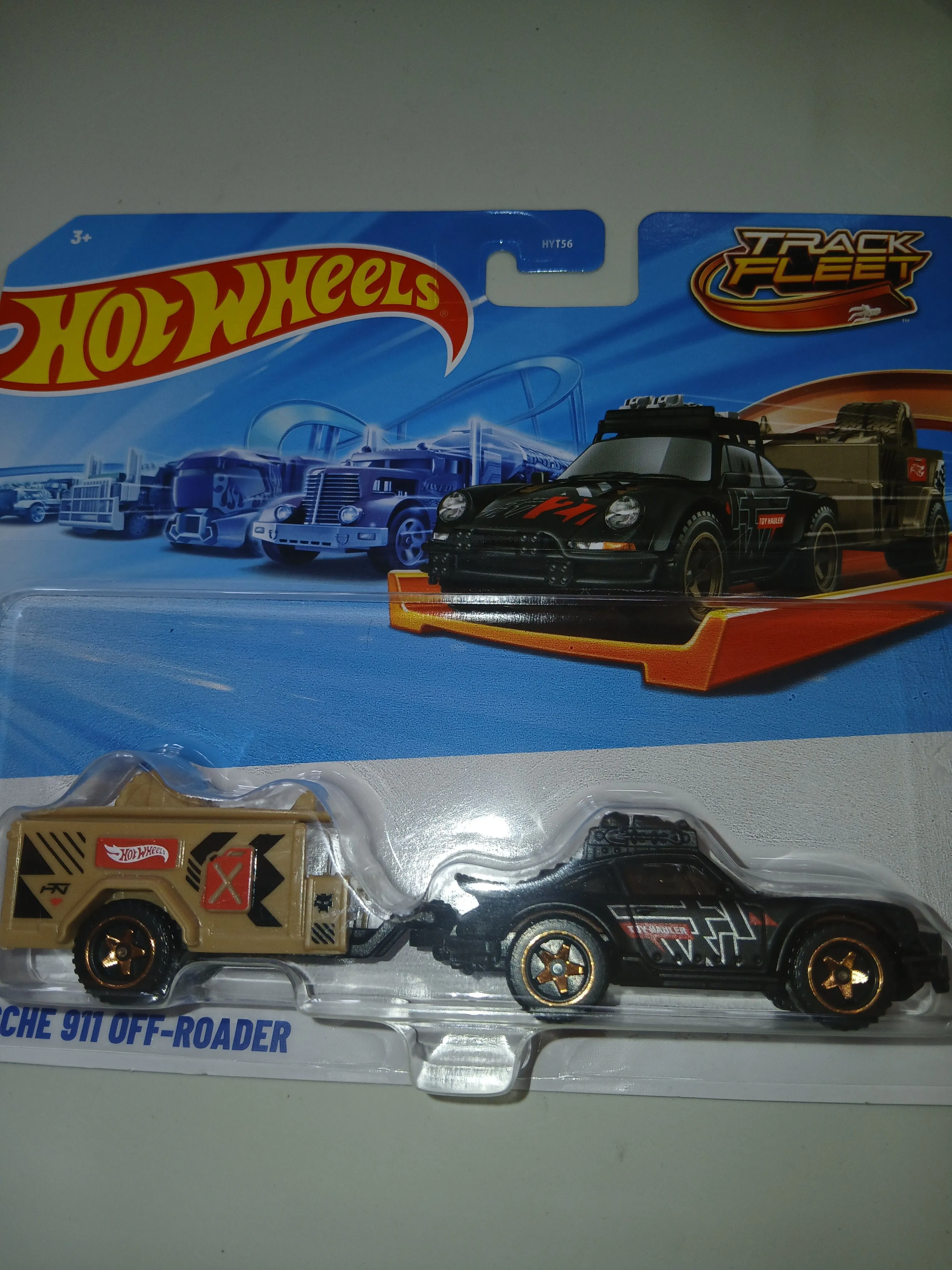Product image for Track fleet hotwheels Porsche off roader
