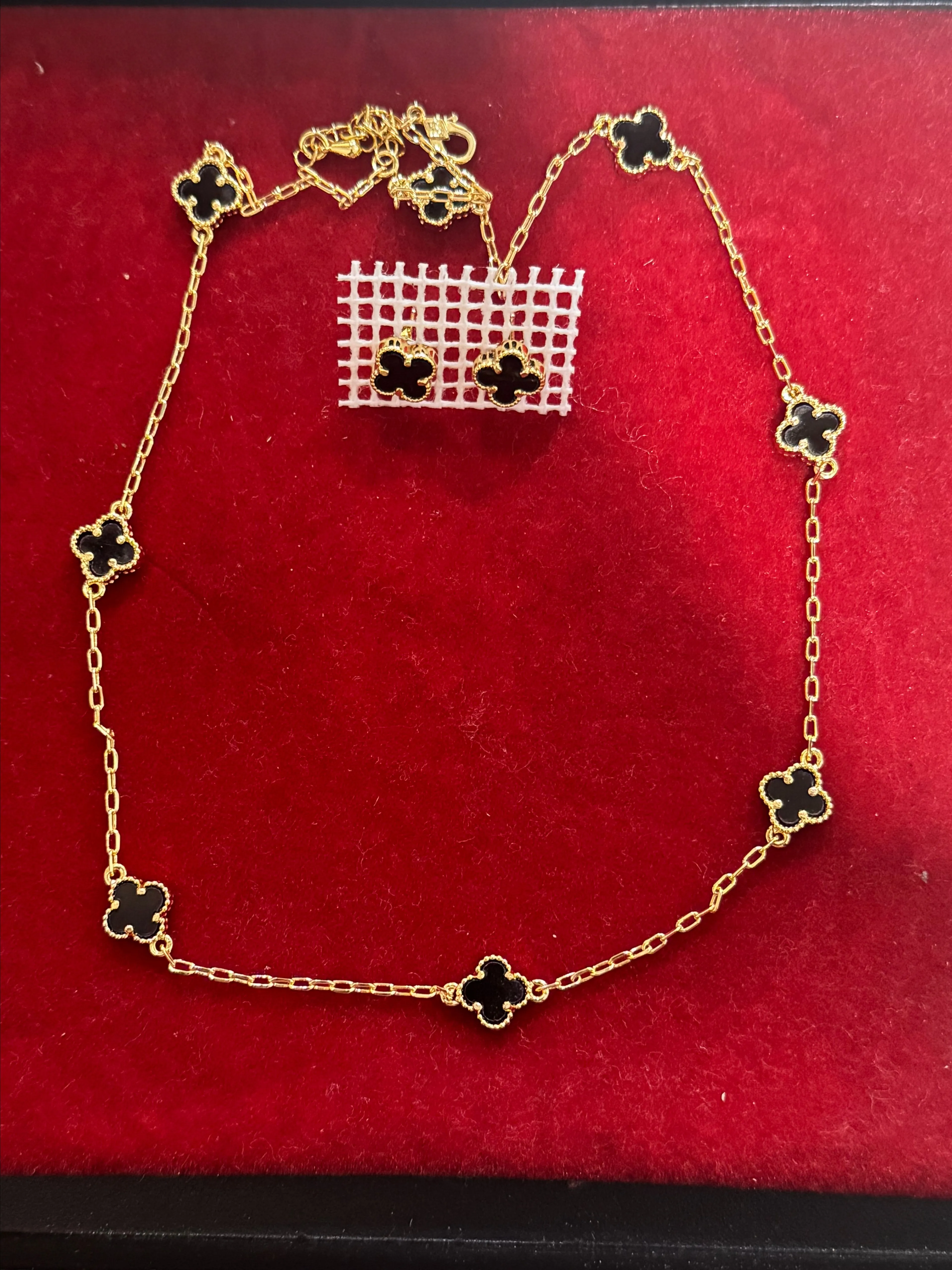 Product image for Van Cleef Inspired Black and Gold Set