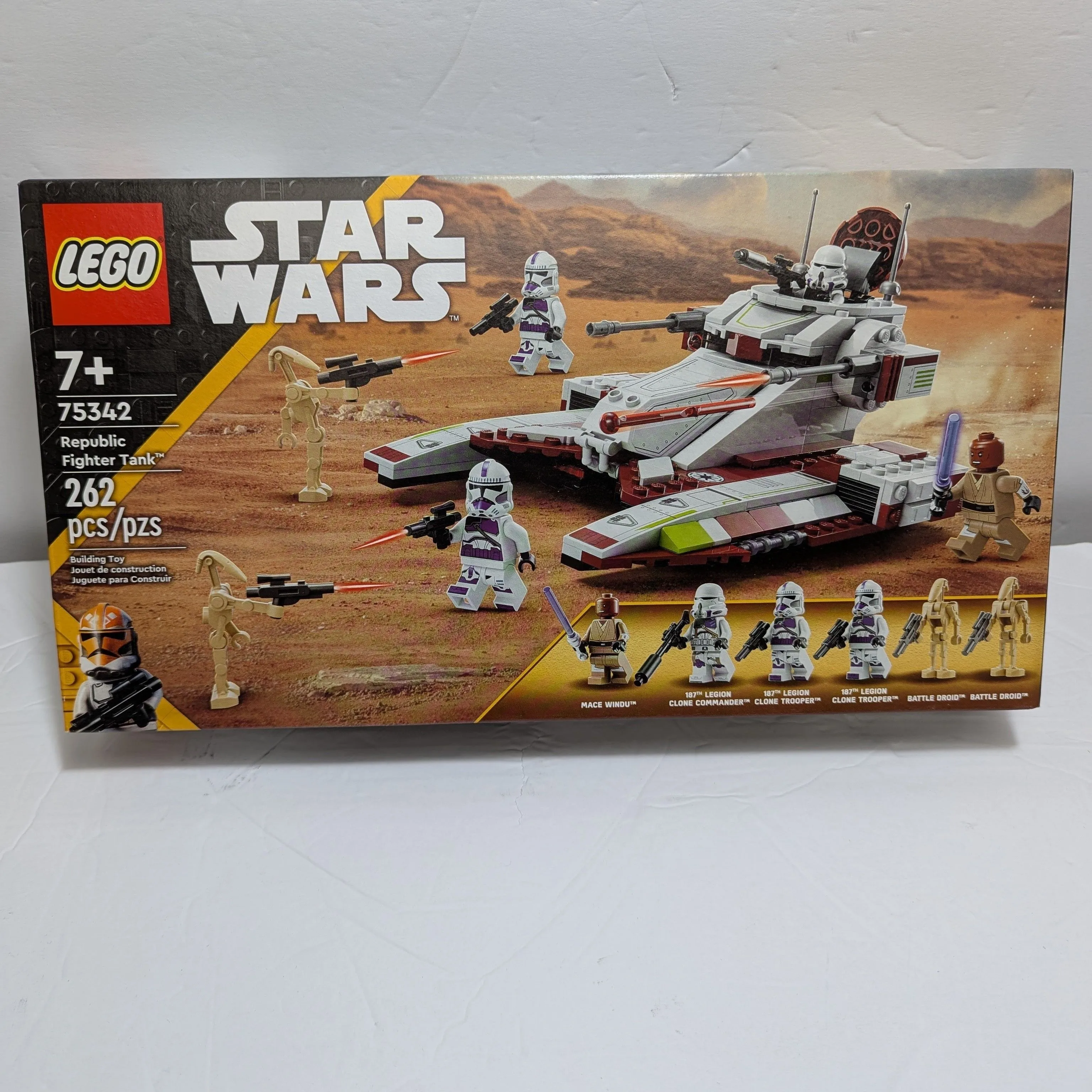 Product image for LEGO Star Wars 75342 Republic Fighter Tank