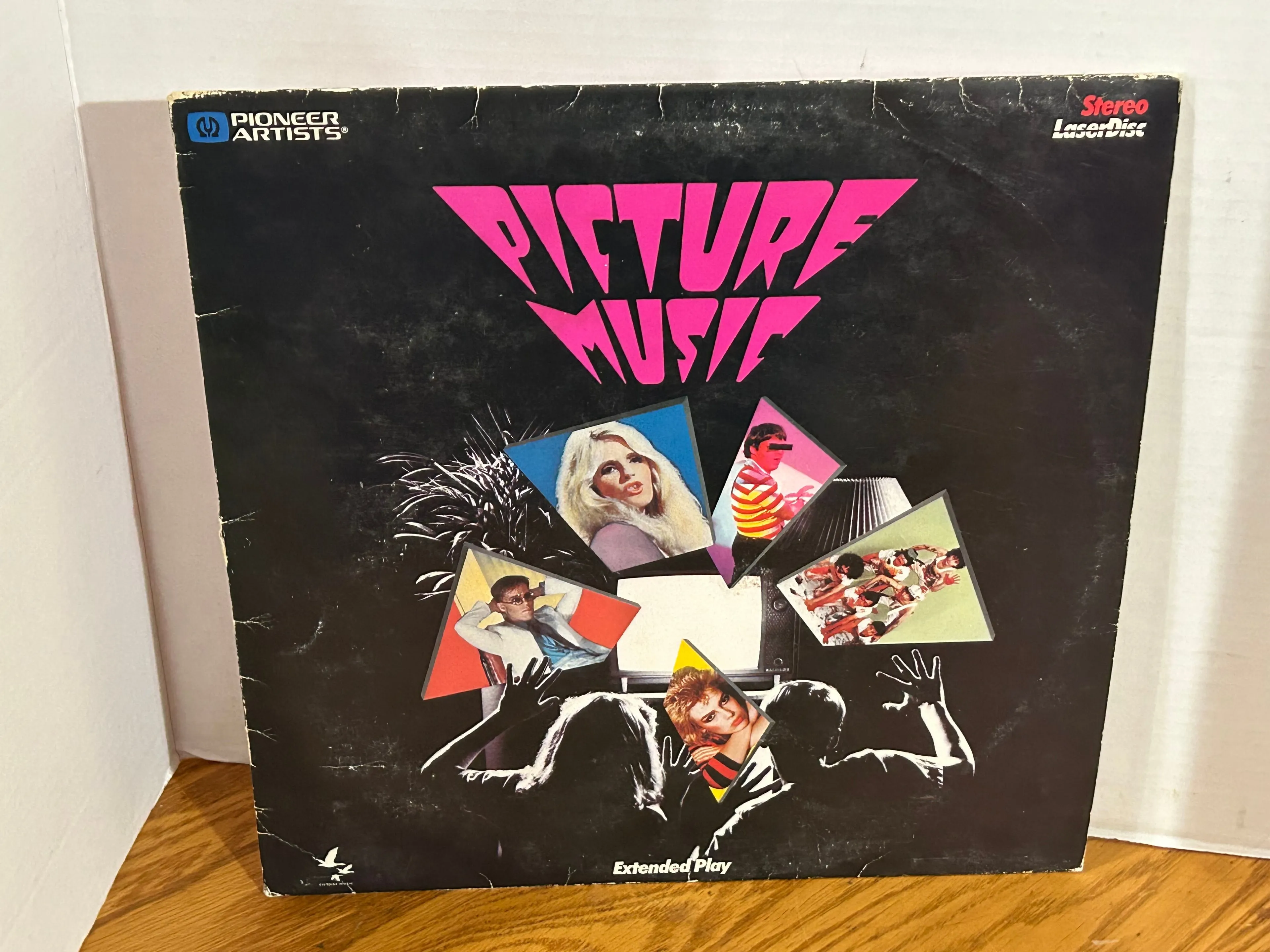 Product image for PICTURE MUSIC LASERDISC