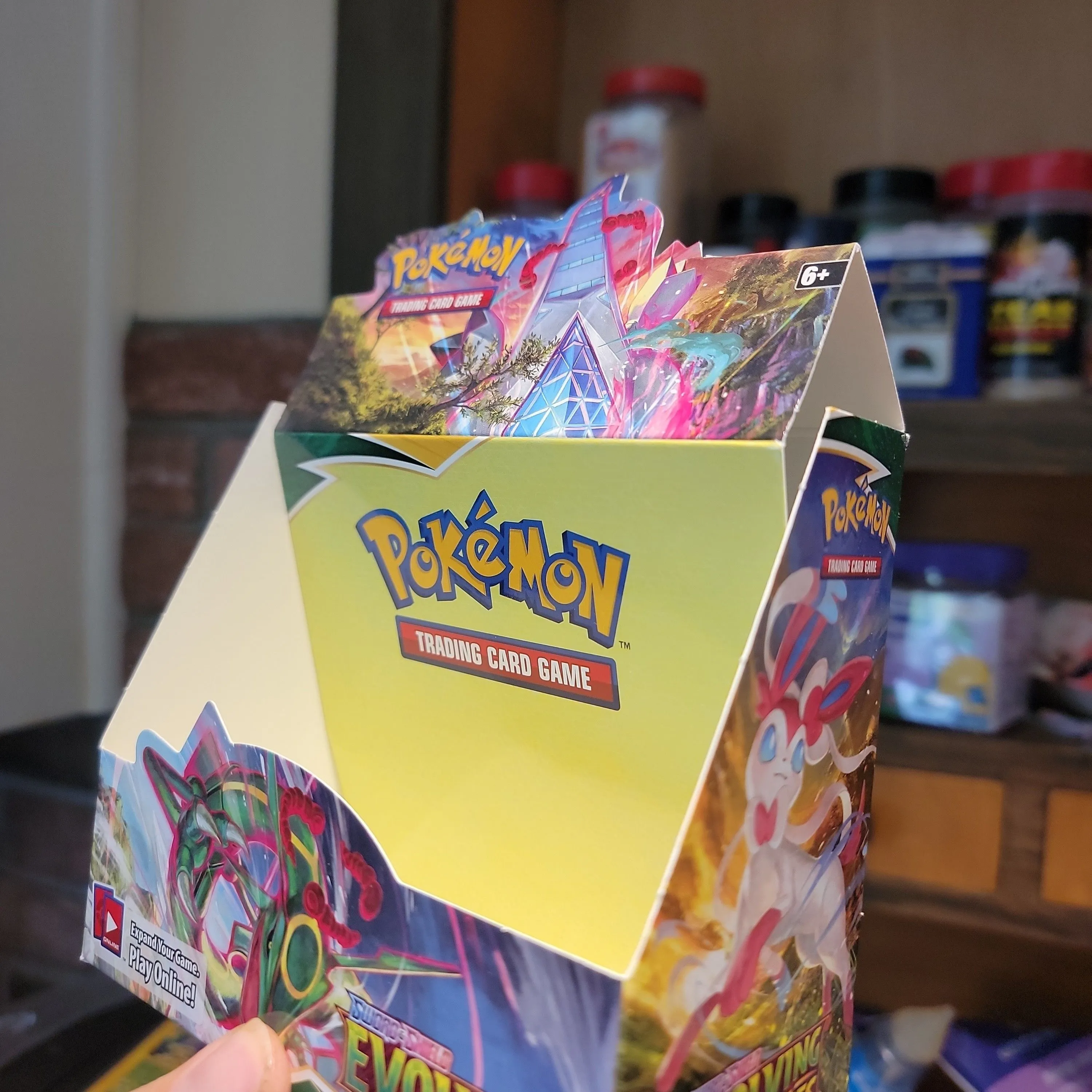 pokemon tcg evolving skies booster box Pokemon TCG: Sword & Shield - Evolving Skies - Booster Box main image 0