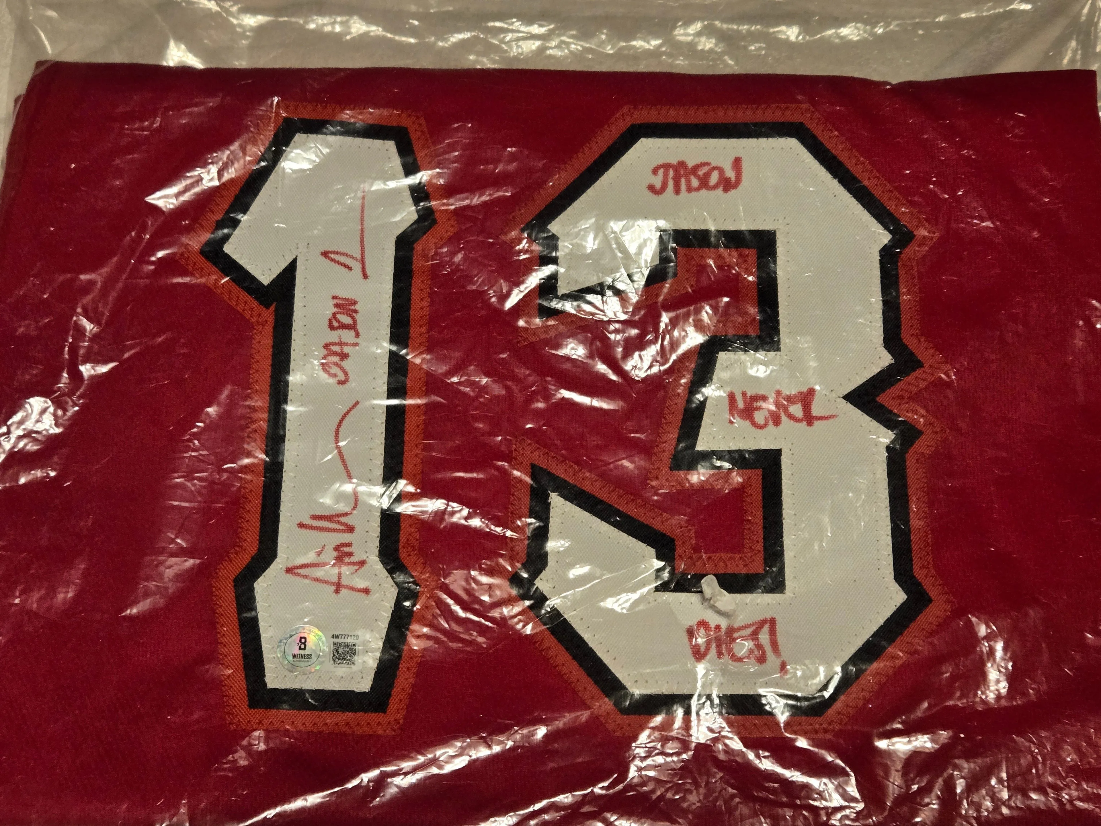 b5f01e03-7bc1-439f-8bbf-4e22db9fb94f