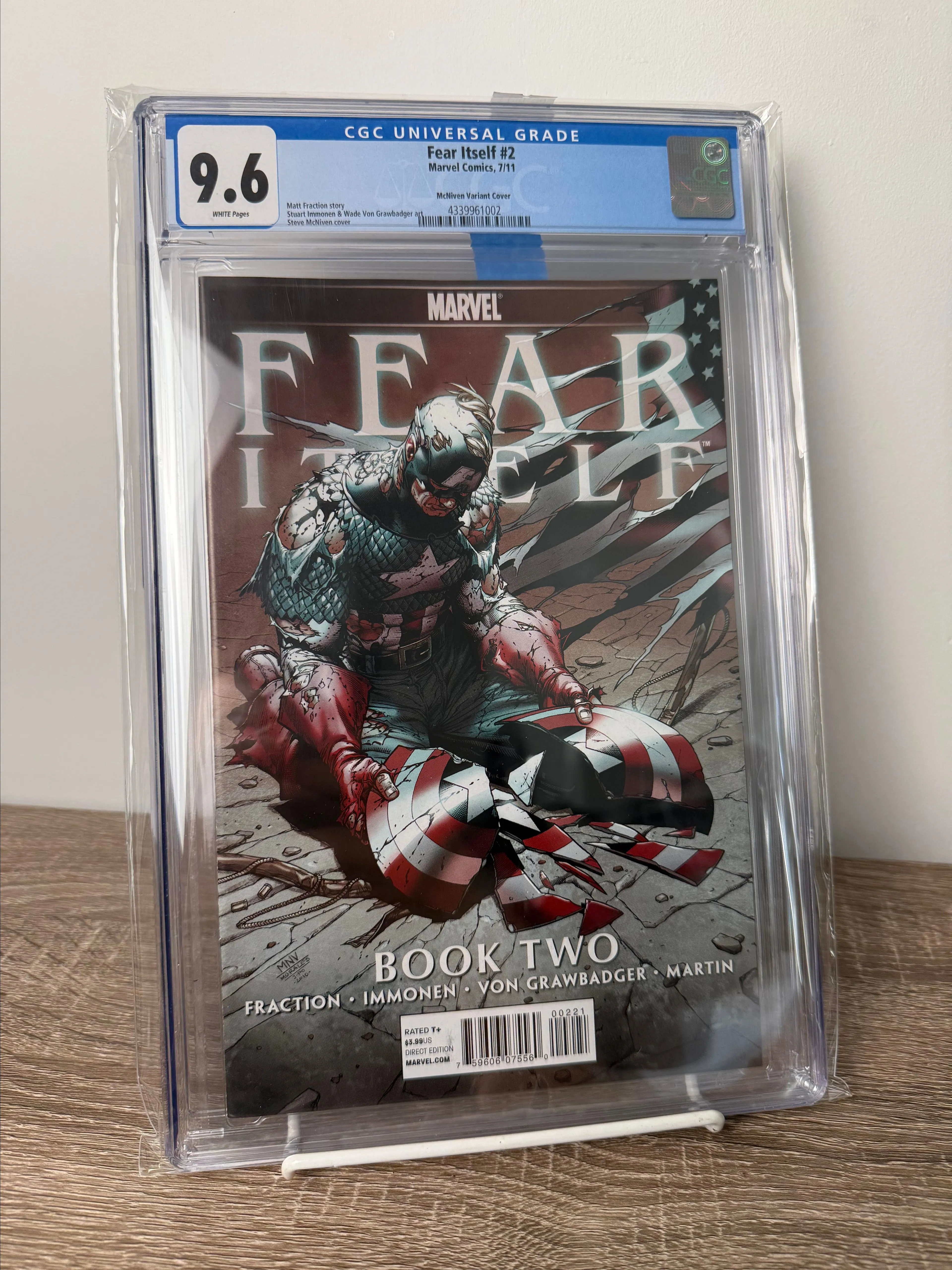 Product image for Fear Itself #2 Steve McNiven 1:75 Variant CGC 9.6