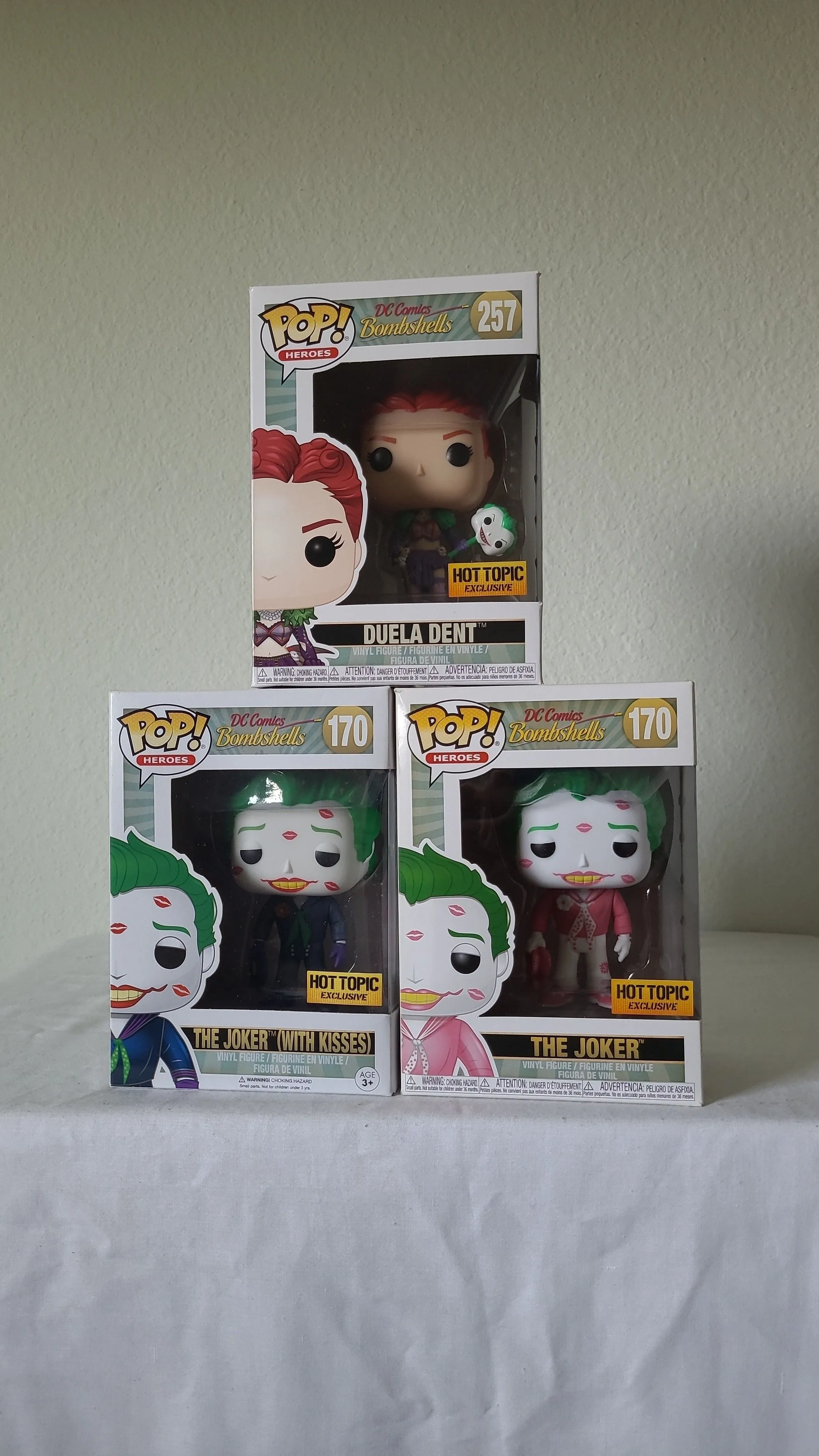 Product image for DC Comics Bombshells Exclusive Bundle 