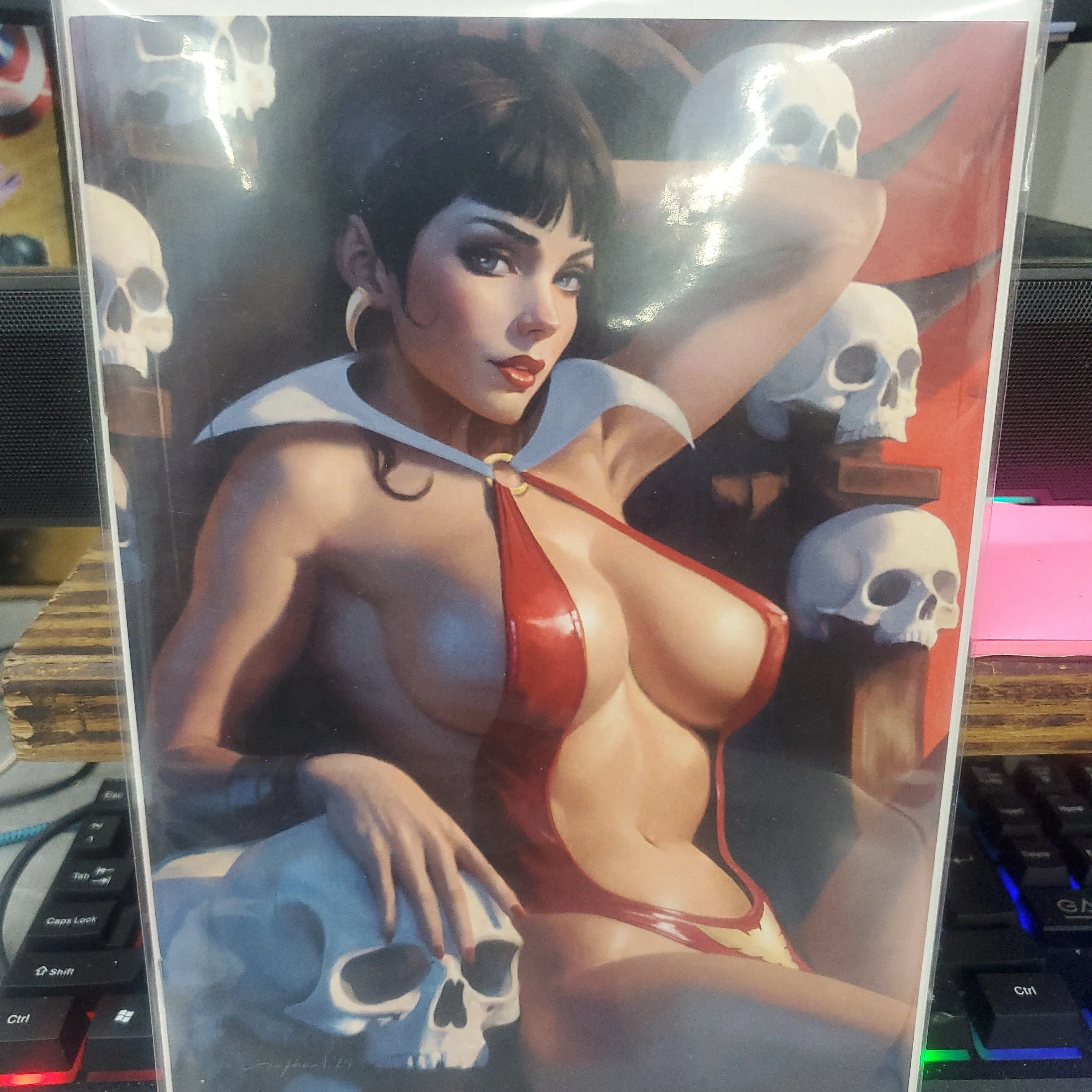 Product image for VAMPIRELLA #668 - NATHAN LORENZANA COVER FOR MELINDAS COMICS! LIMITED TO ONLY 300 COPIES!