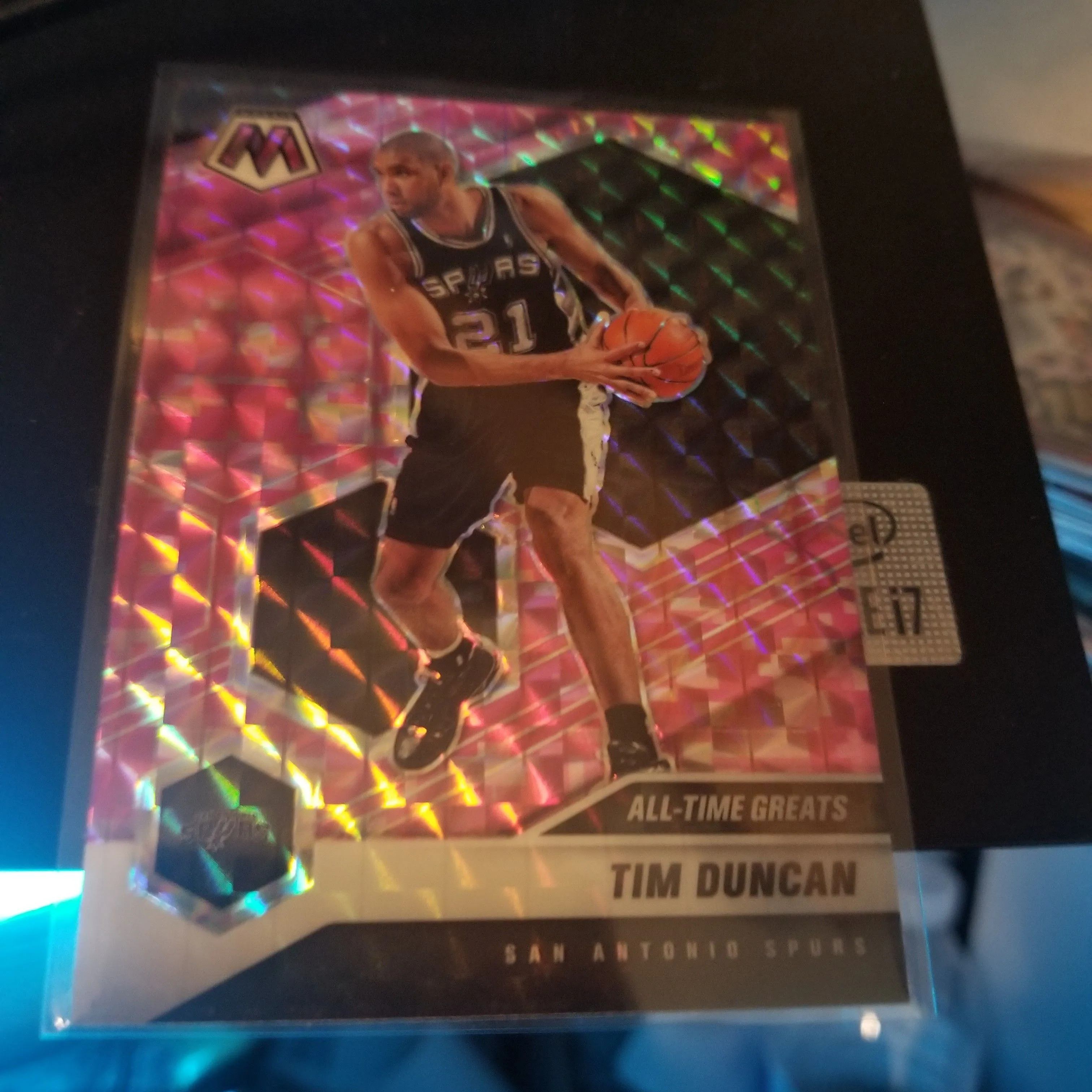 Product image for Tim Duncan 2020 Mosaic Camo Spurs
