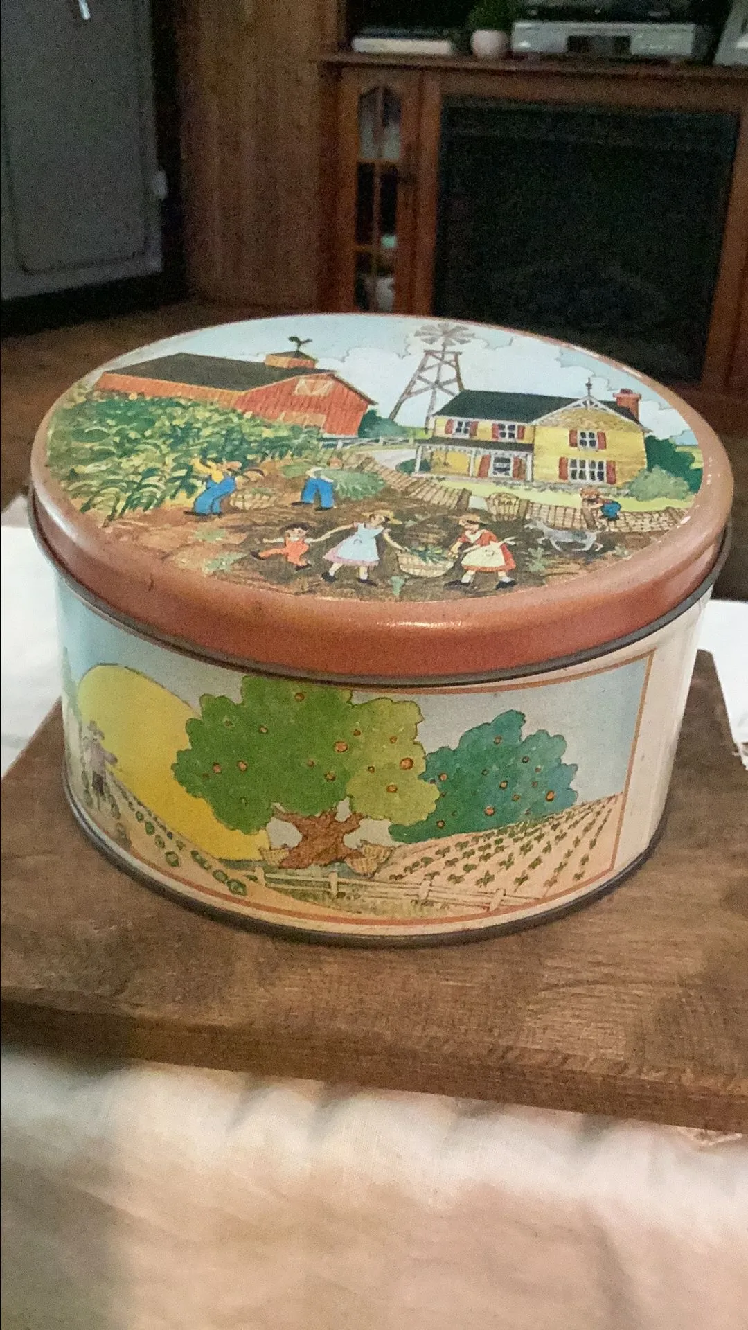 Product image for Vintage Tin
