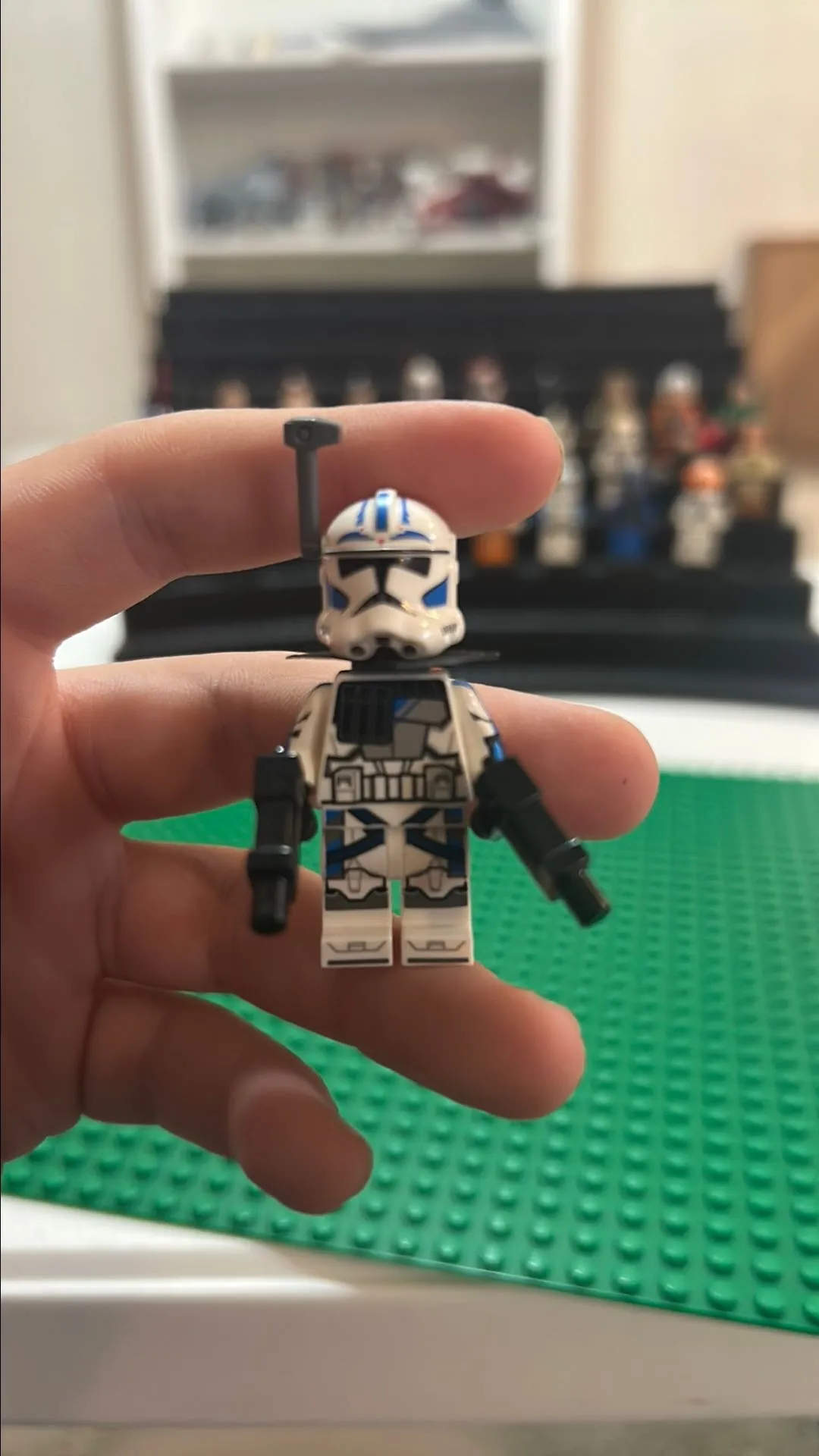 b7def2e1-ccda-48bb-8aaf-6096e7118d7a