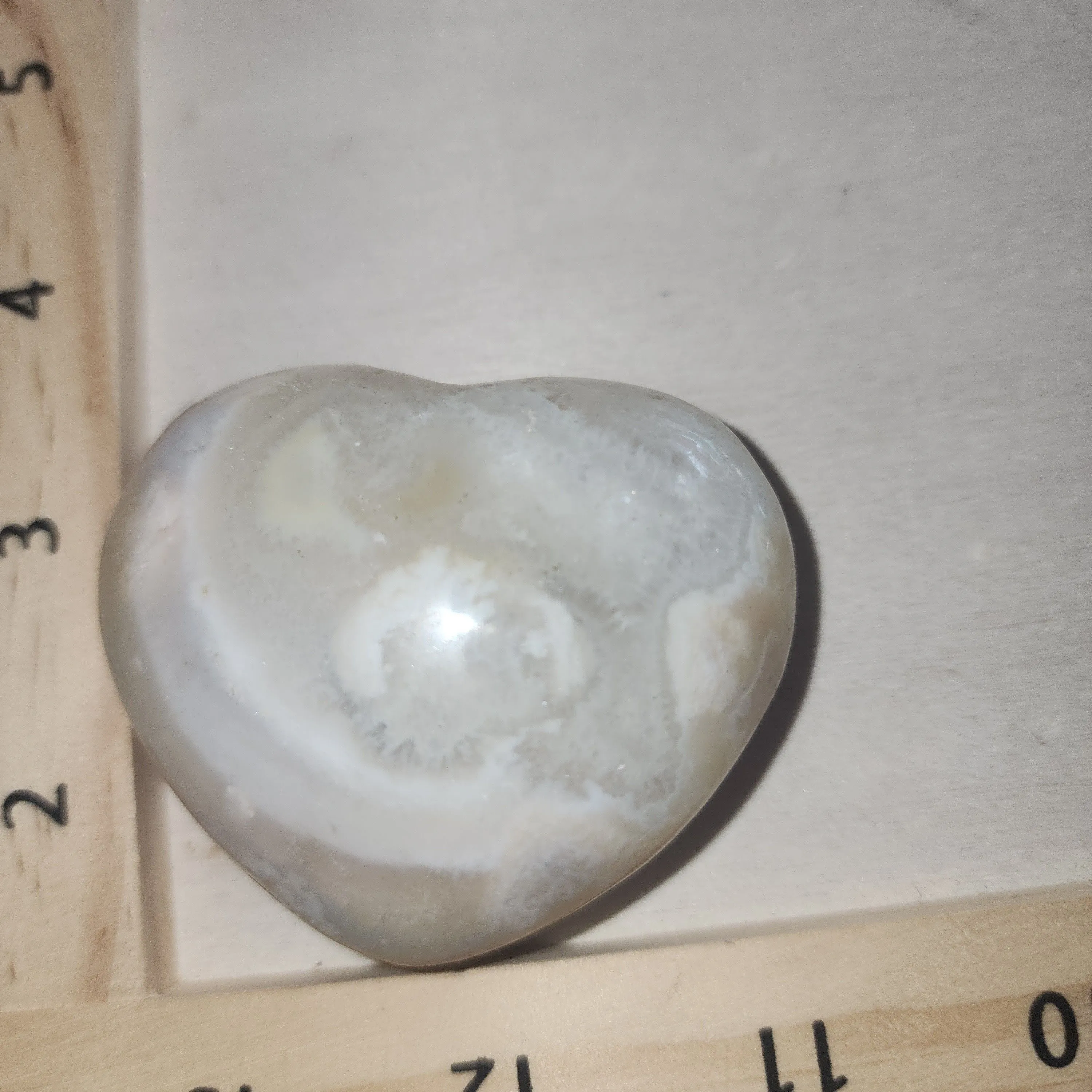 Product image for flower agate heart