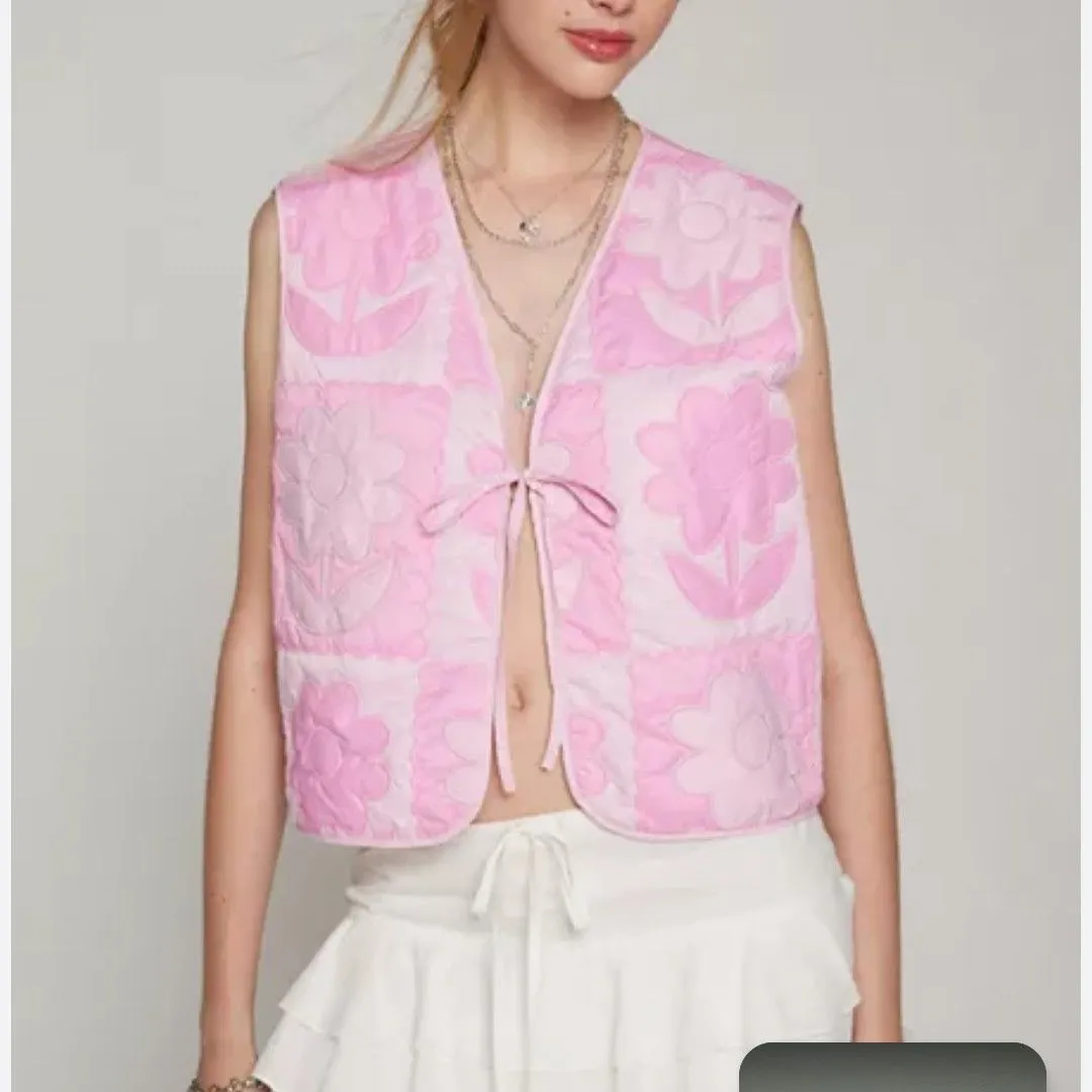 Product image for 253. SOLD OUT! Urban Outfitters Kimchi Blue Floral Liner Vest / M