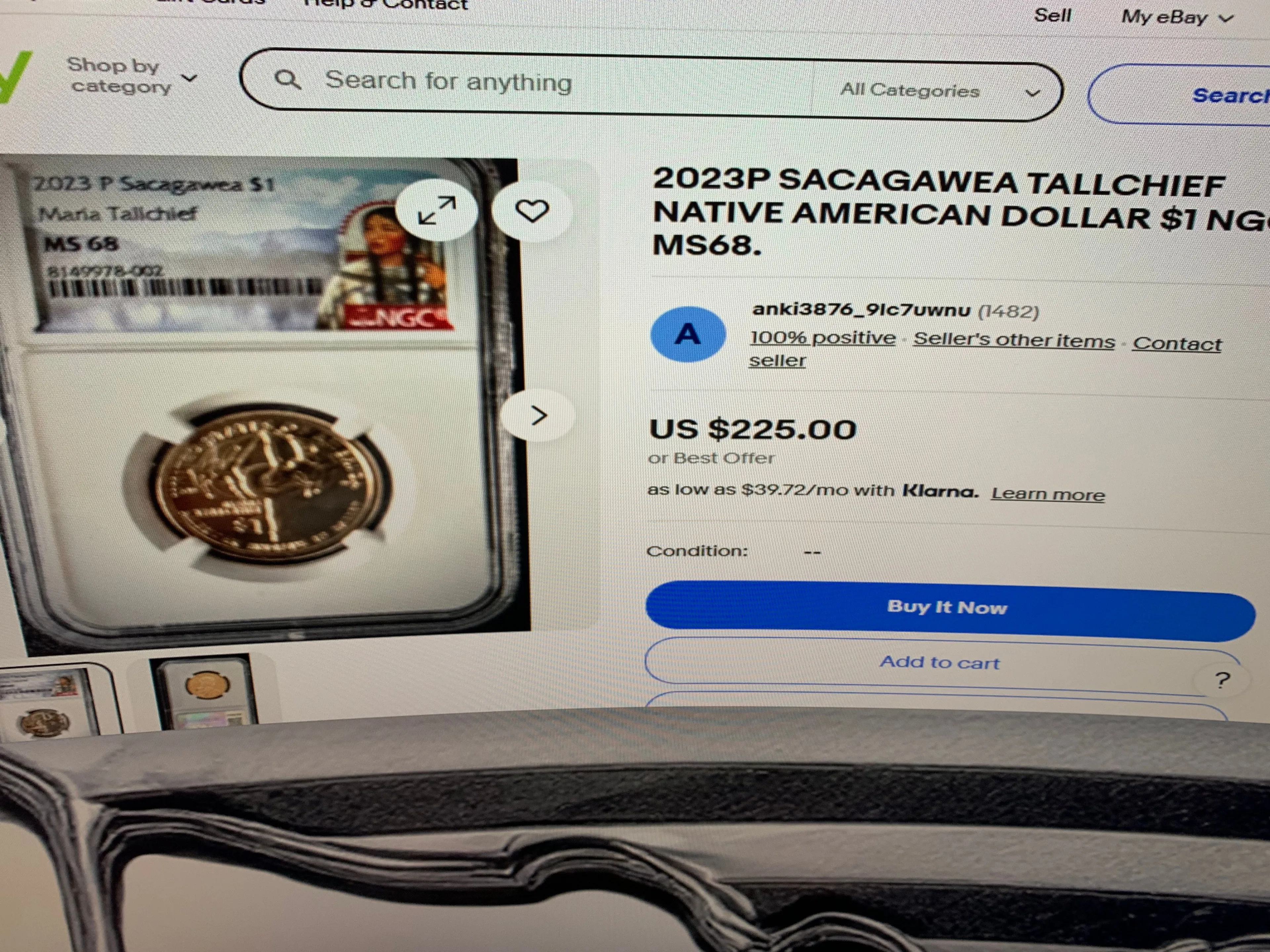 Listing Image Blurred Background