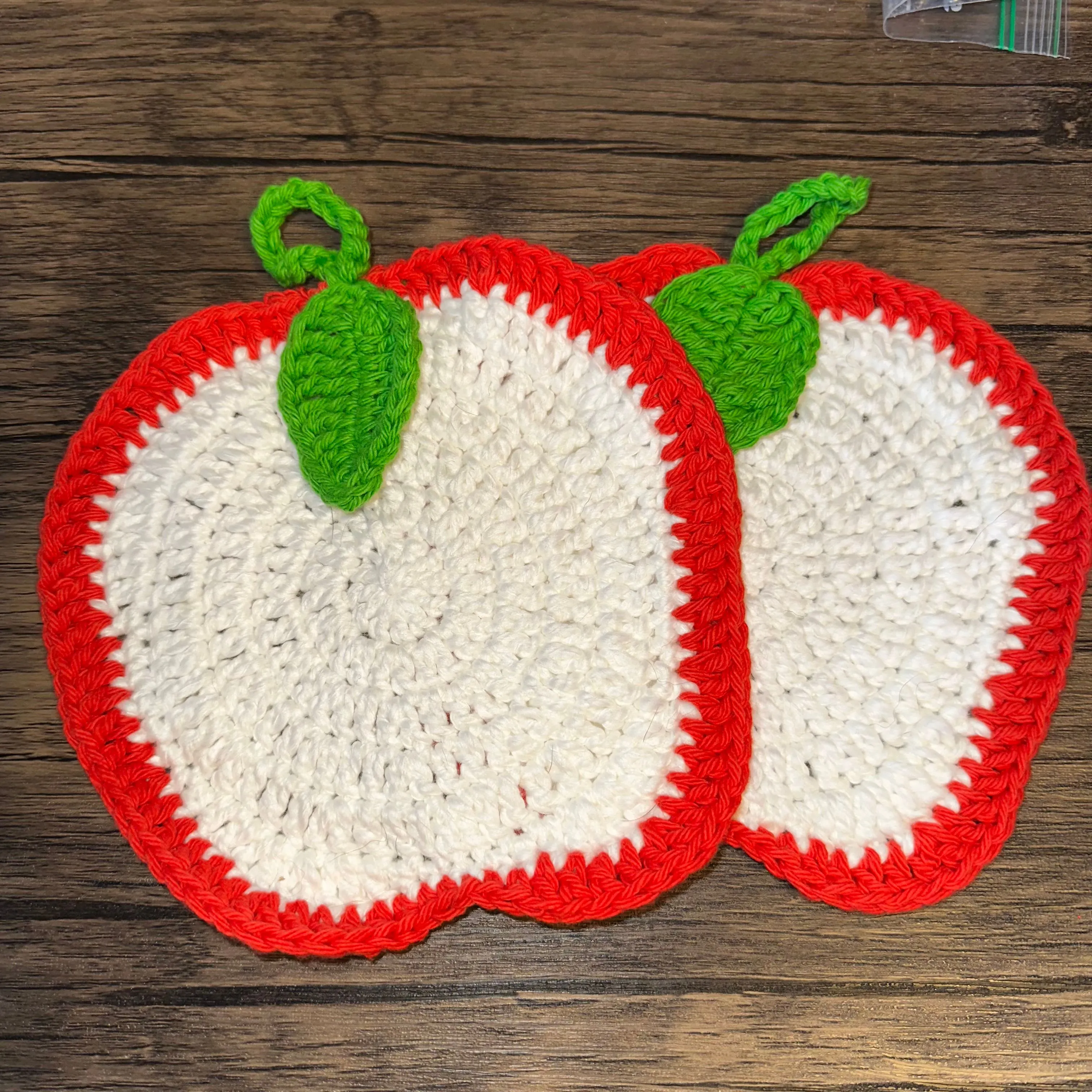 Product image for Set of 2 Apple Hot Pads
