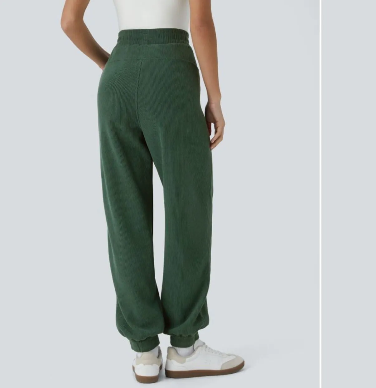 Listing Image Blurred Background