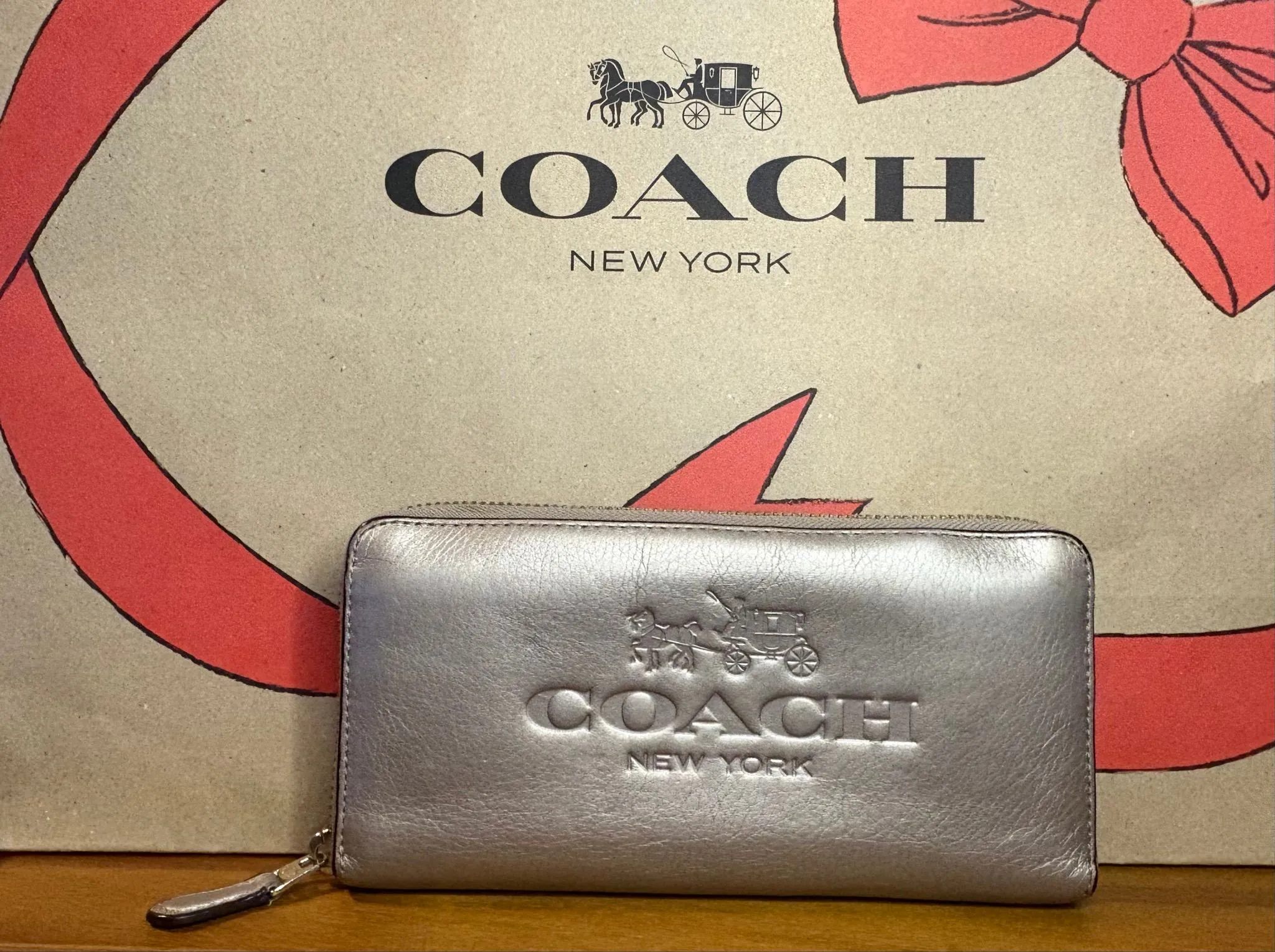 b9e835c2-d0d3-4bfb-be13-e8a85934ecbe