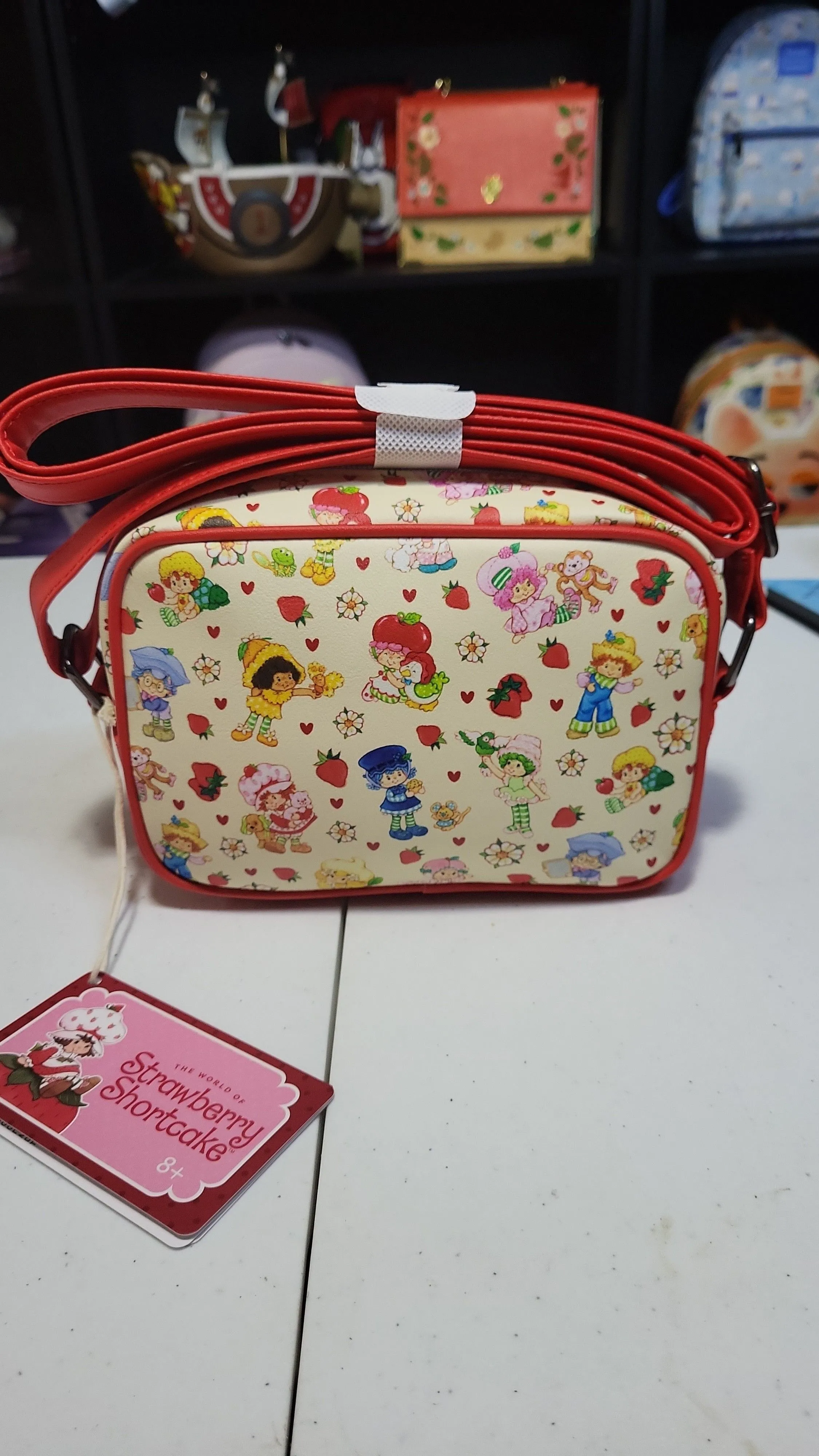 b9fe8b0f-c45c-4ebd-9cc0-c387ee429f9f