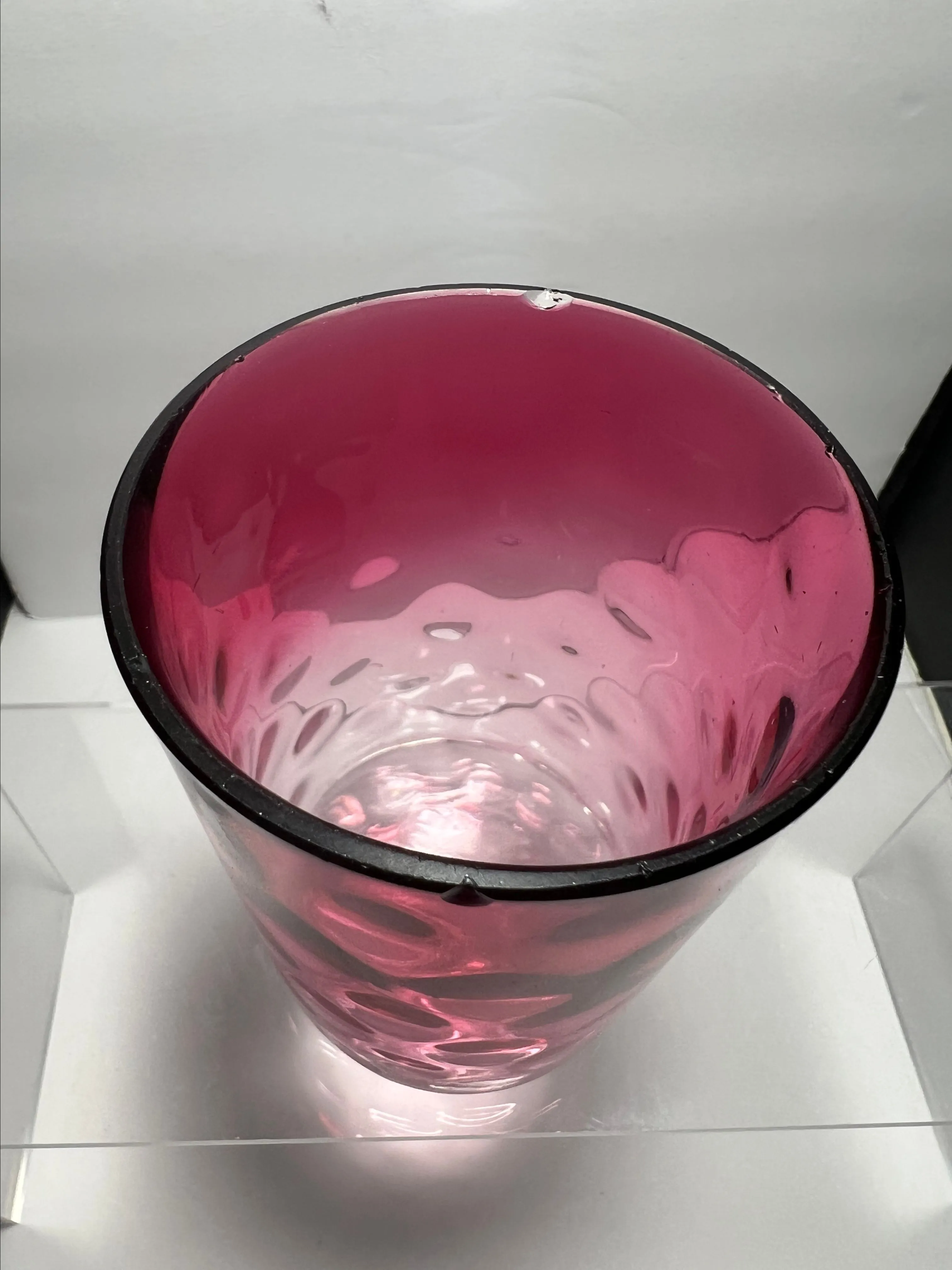 Listing Image Blurred Background