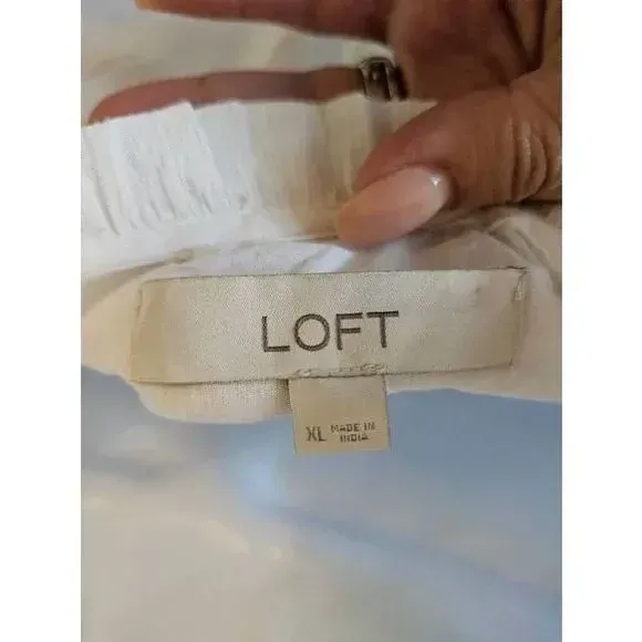 Listing Image Blurred Background