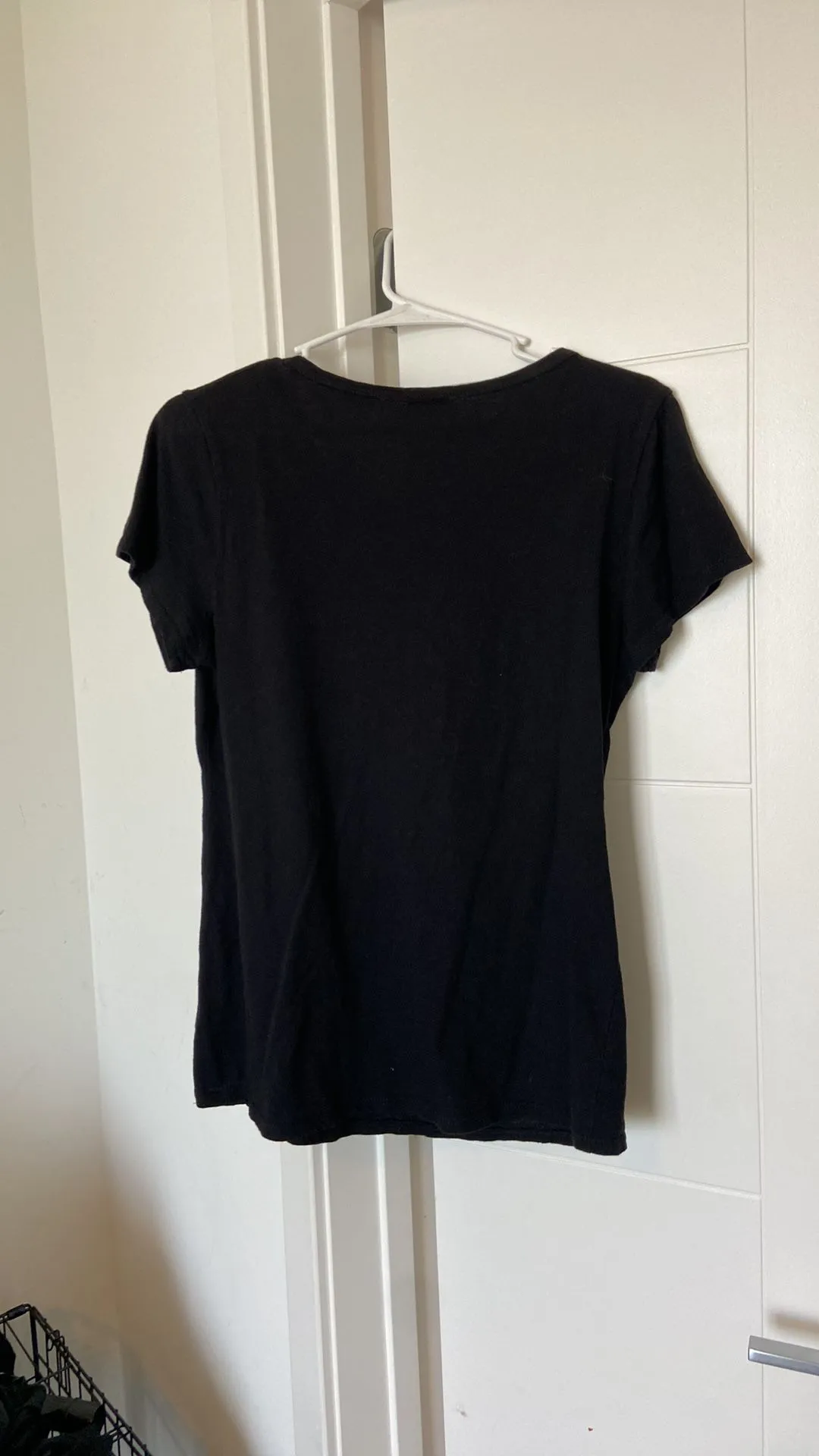 Listing Image Blurred Background