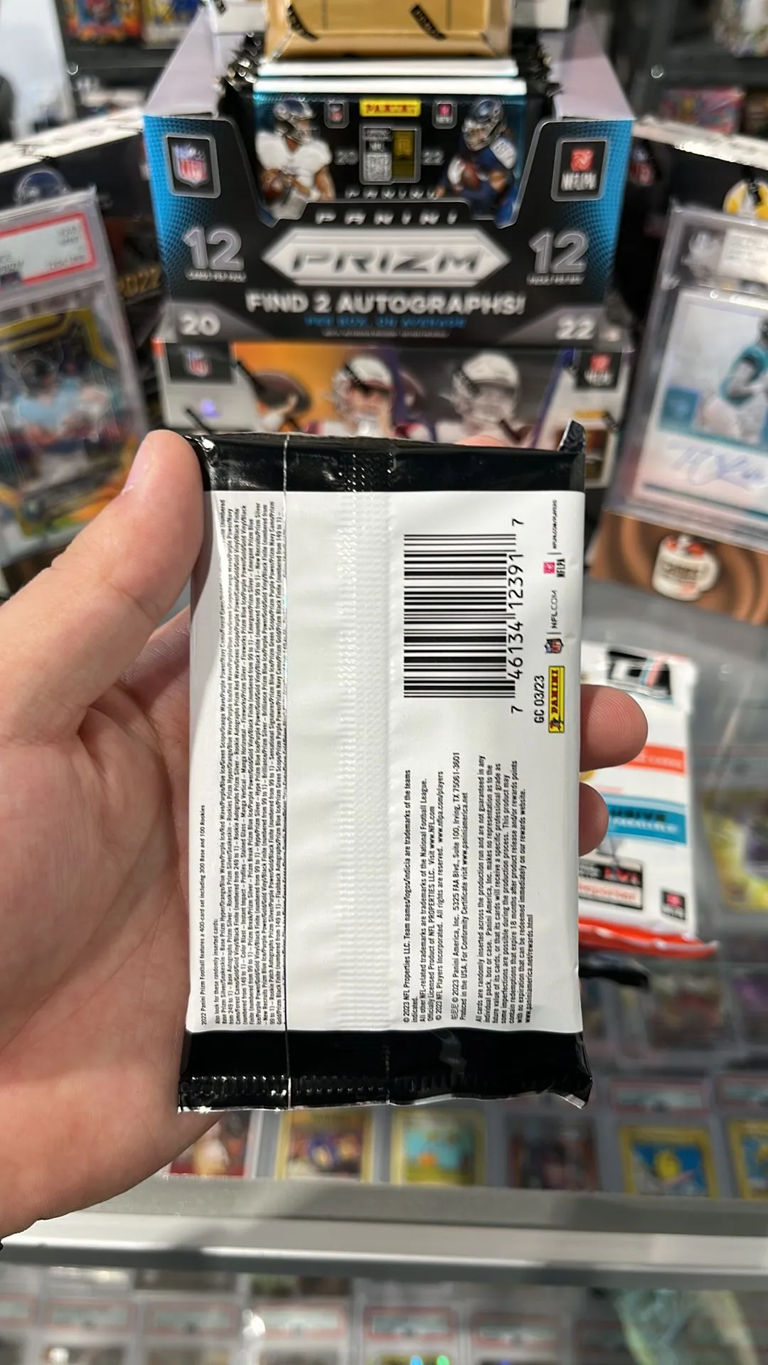 Listing Image Blurred Background