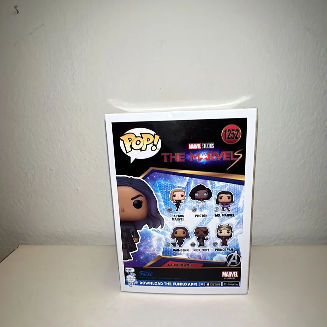 Listing Image Blurred Background