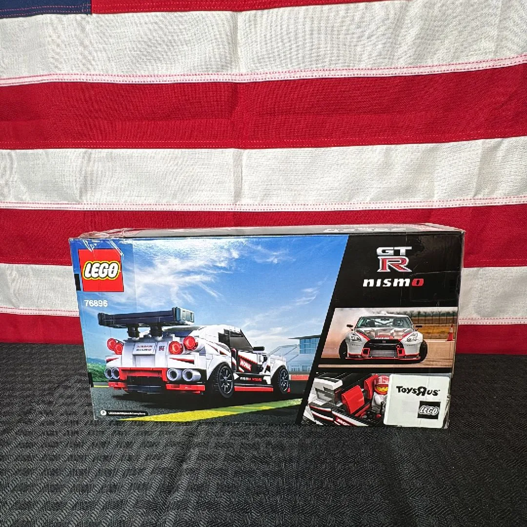 Listing Image Blurred Background