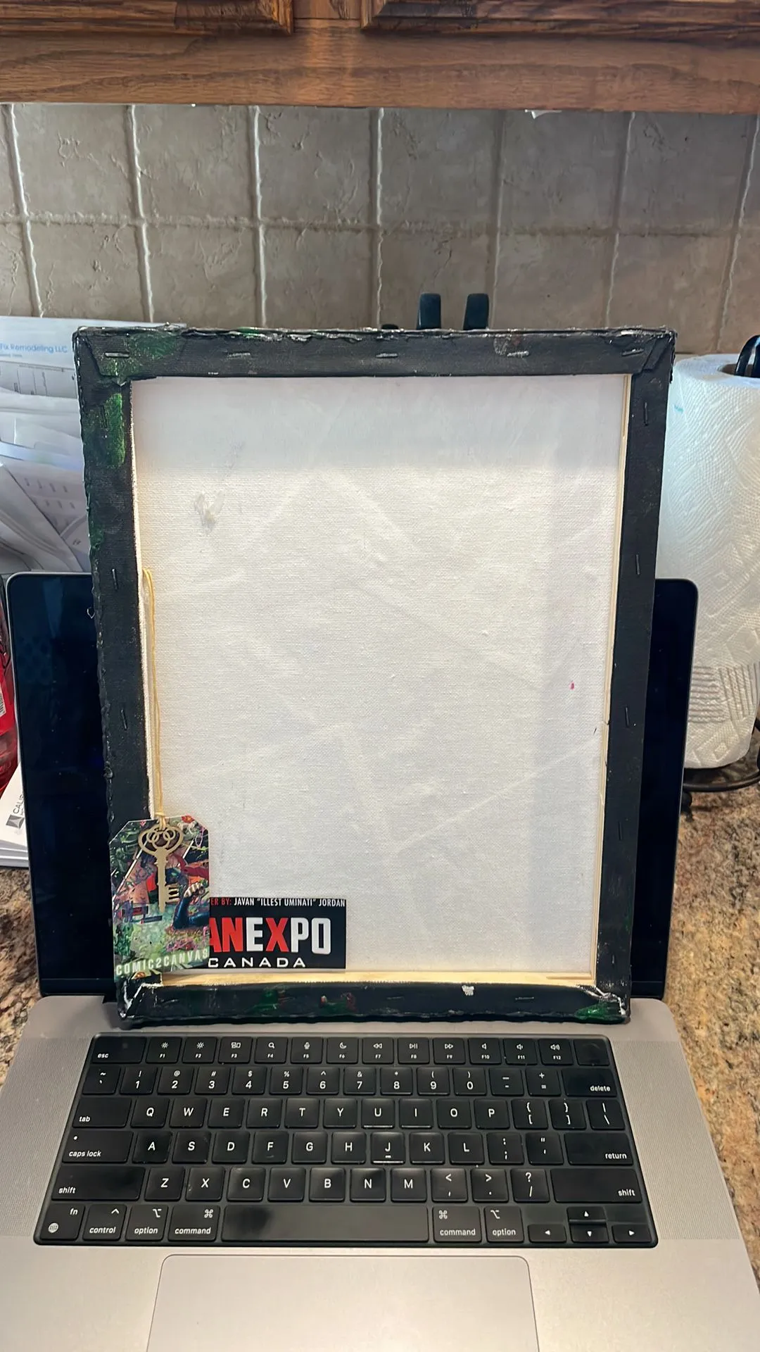Listing Image Blurred Background