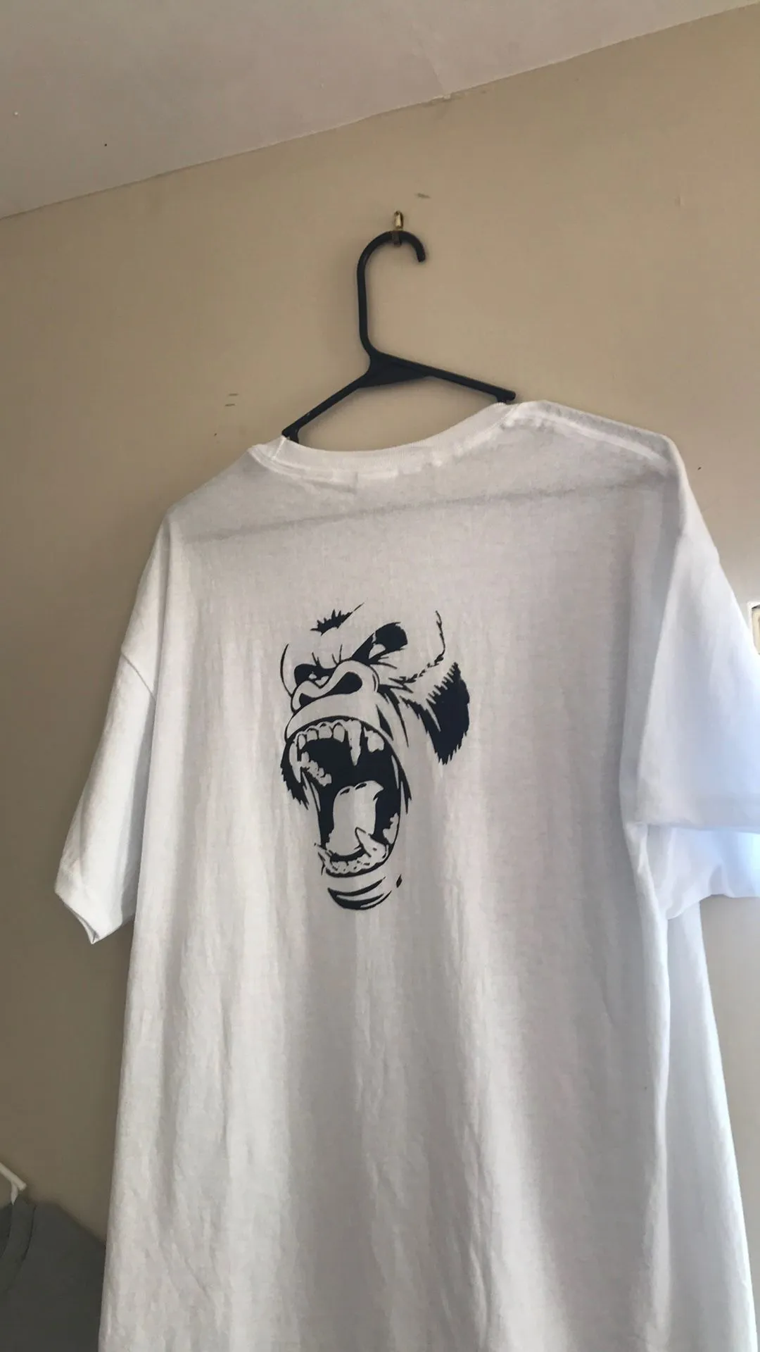 Listing Image Blurred Background