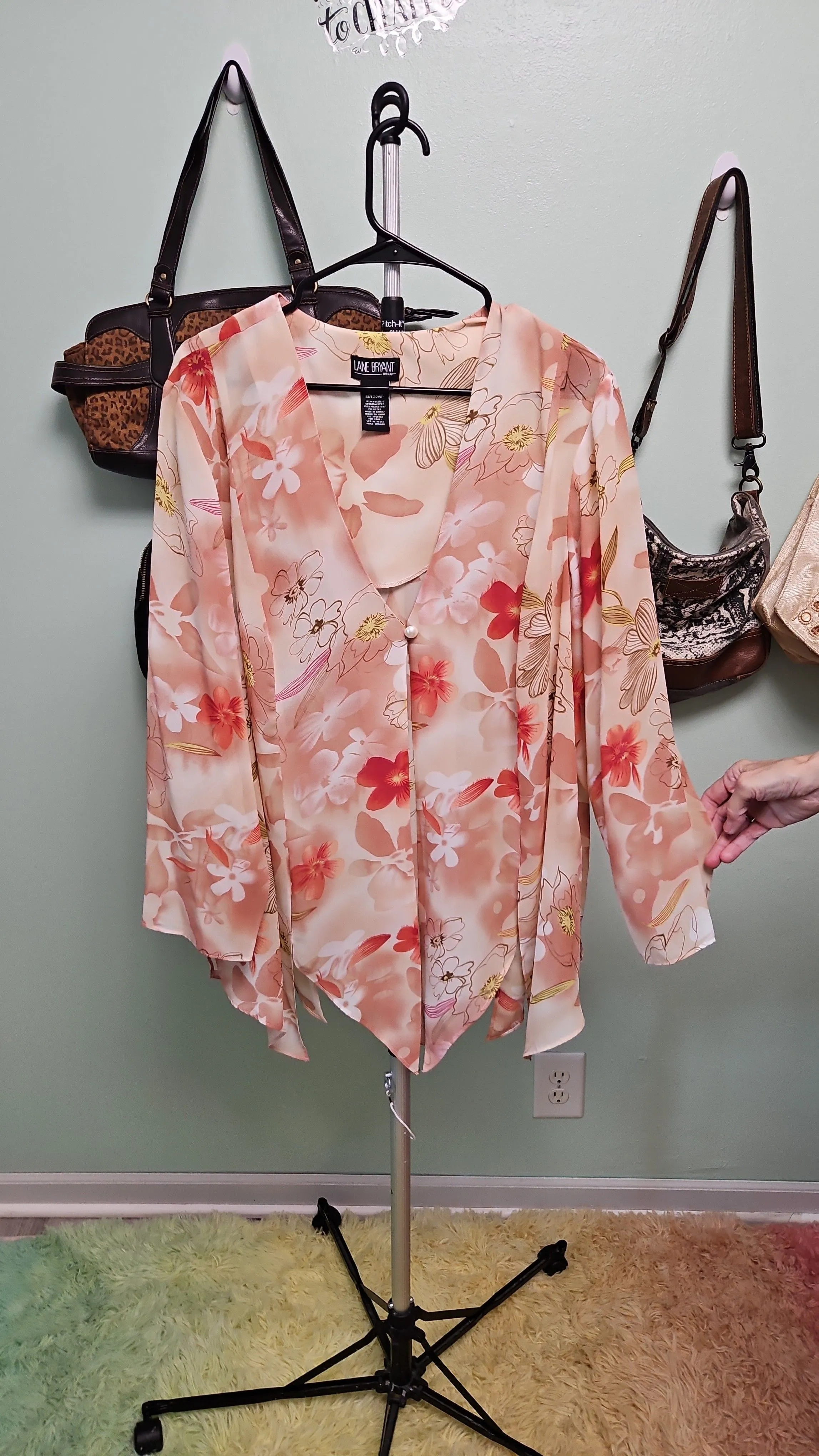 Product image for Lane Bryant over piece sz 22