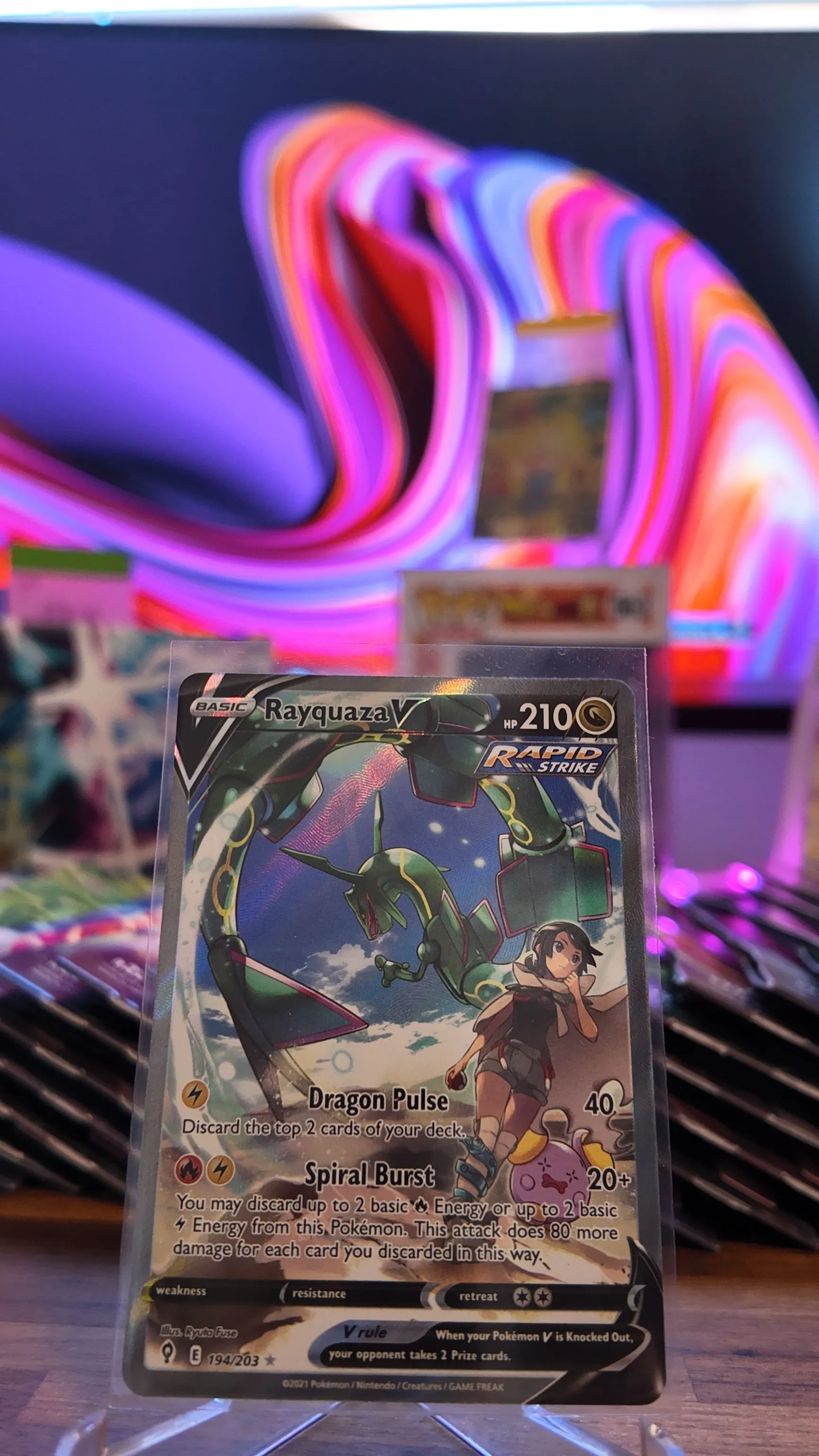 Product image for Rayquaza V 194/203