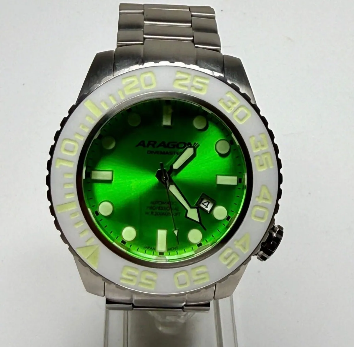 bb25b5ee-16a3-4a6c-bb26-ca15e6cb6cc9