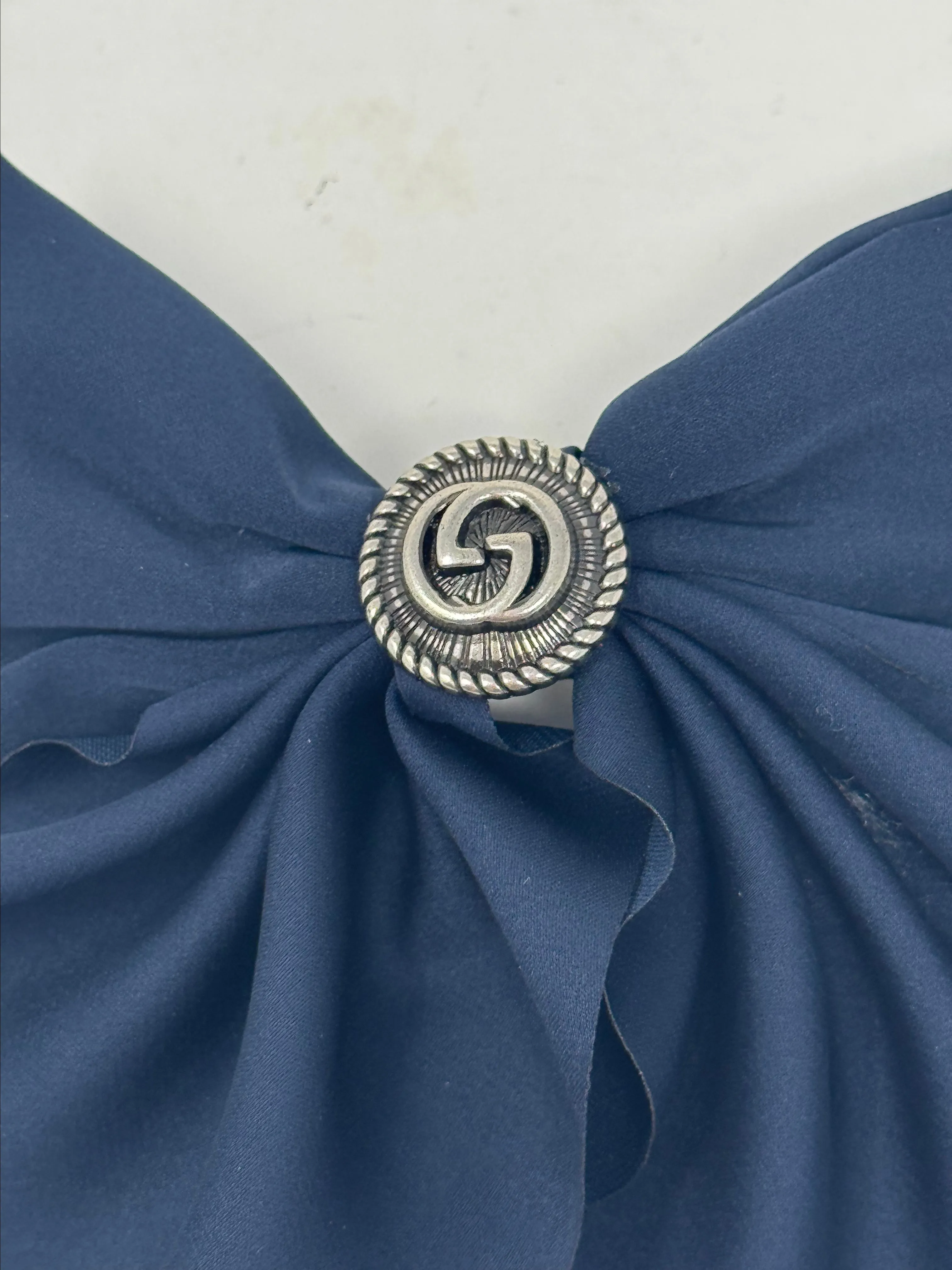 Listing Image Blurred Background